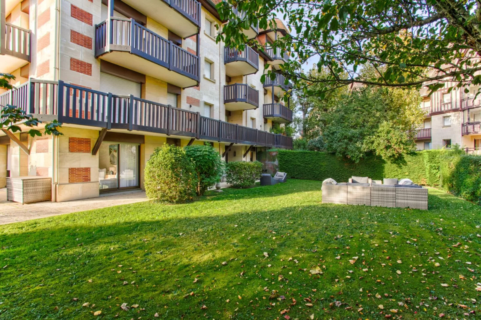 DEAUVILLE RAINGOLD-Nicht zugeordnet