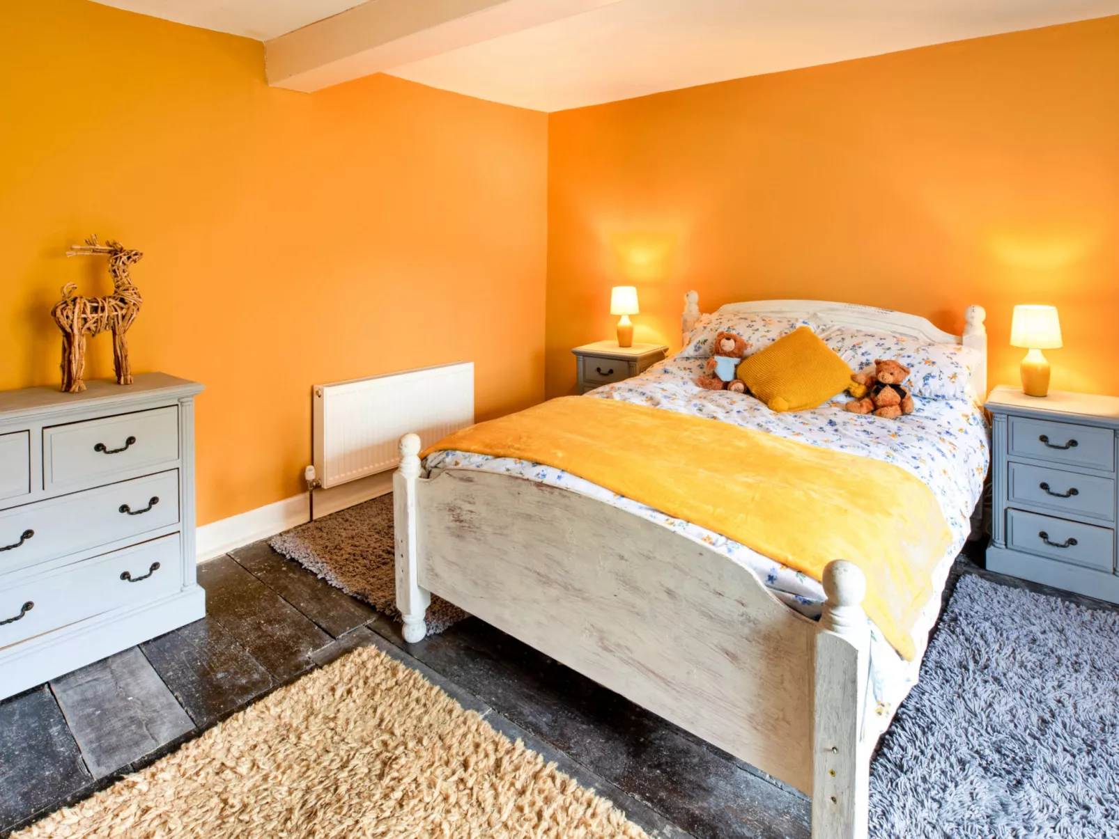 Islip Mill House - Beautiful Riverside Home-Inside