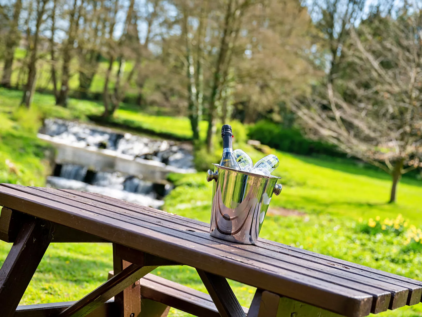 Mowbray Hall Apt-Outside