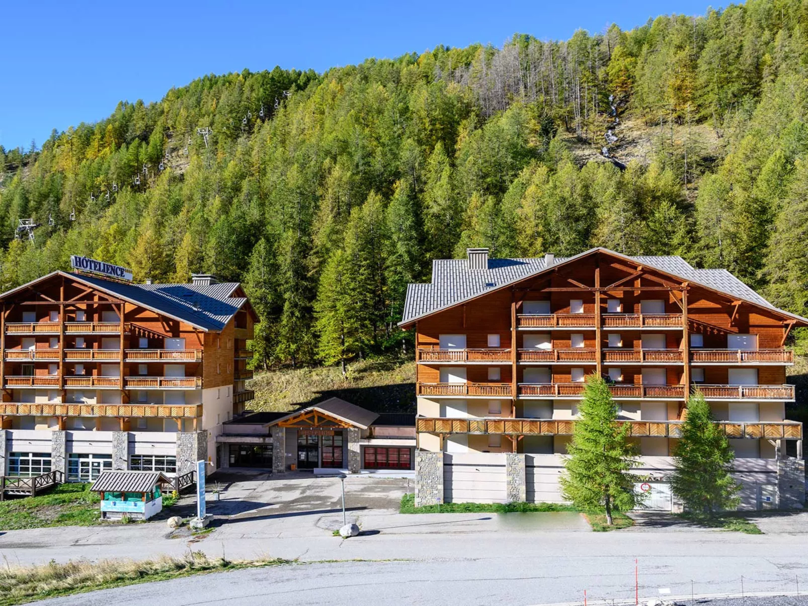 C. du Verdon-Outside