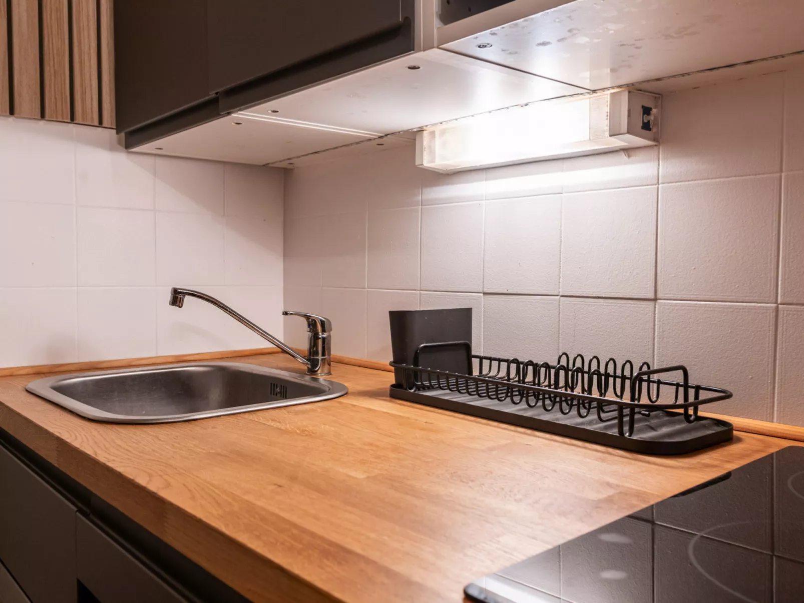 P. LES ESSERTS-Inside