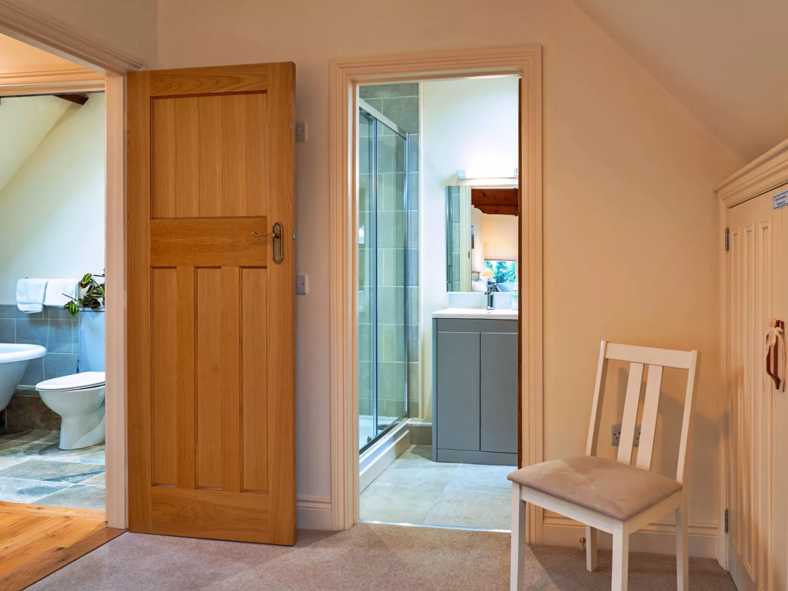 Lower School Cottages-Dehors