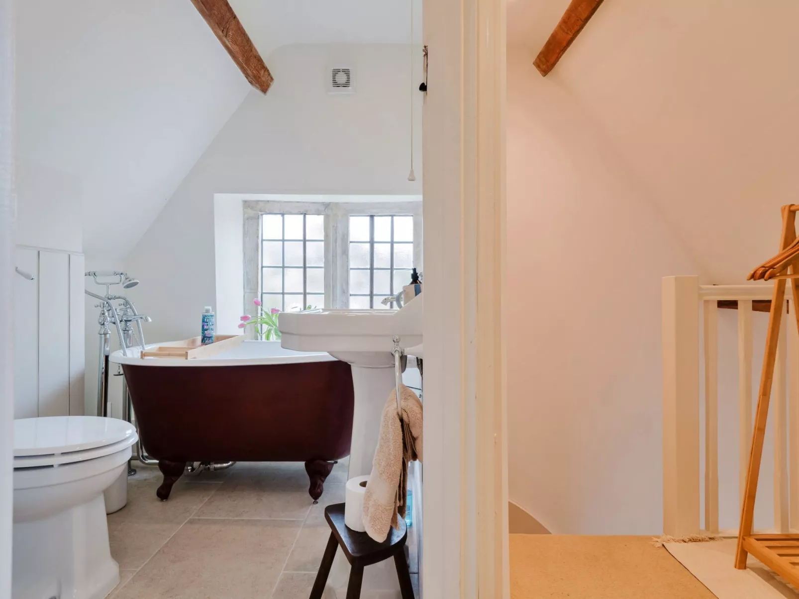 Courtside Cottage-Dedans