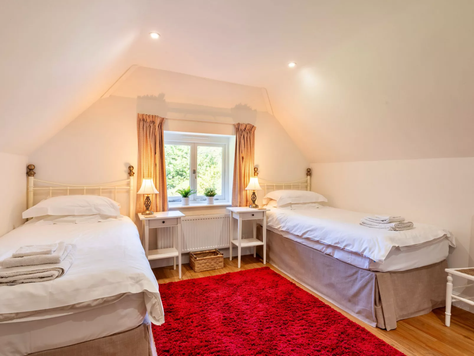 The Old Granary-Dedans