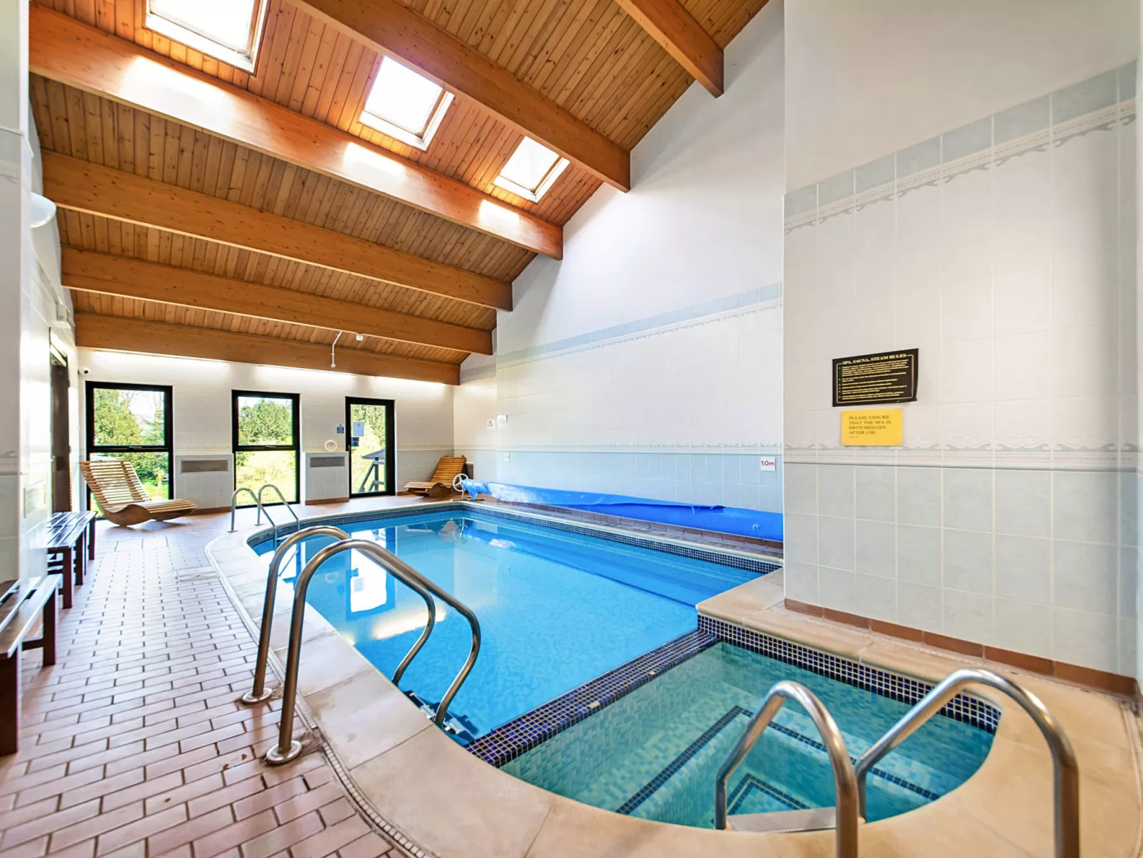 Pennine Hall Apt - Inside