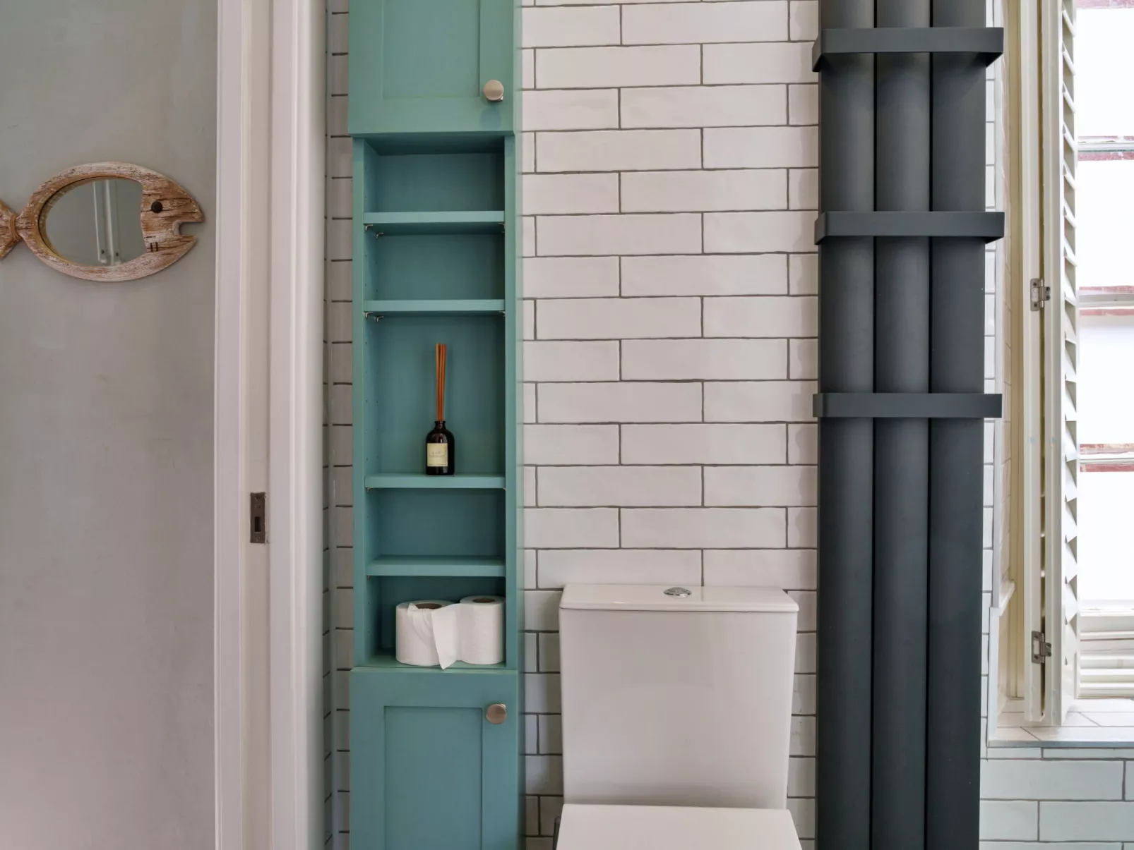 April Cottage-Dedans