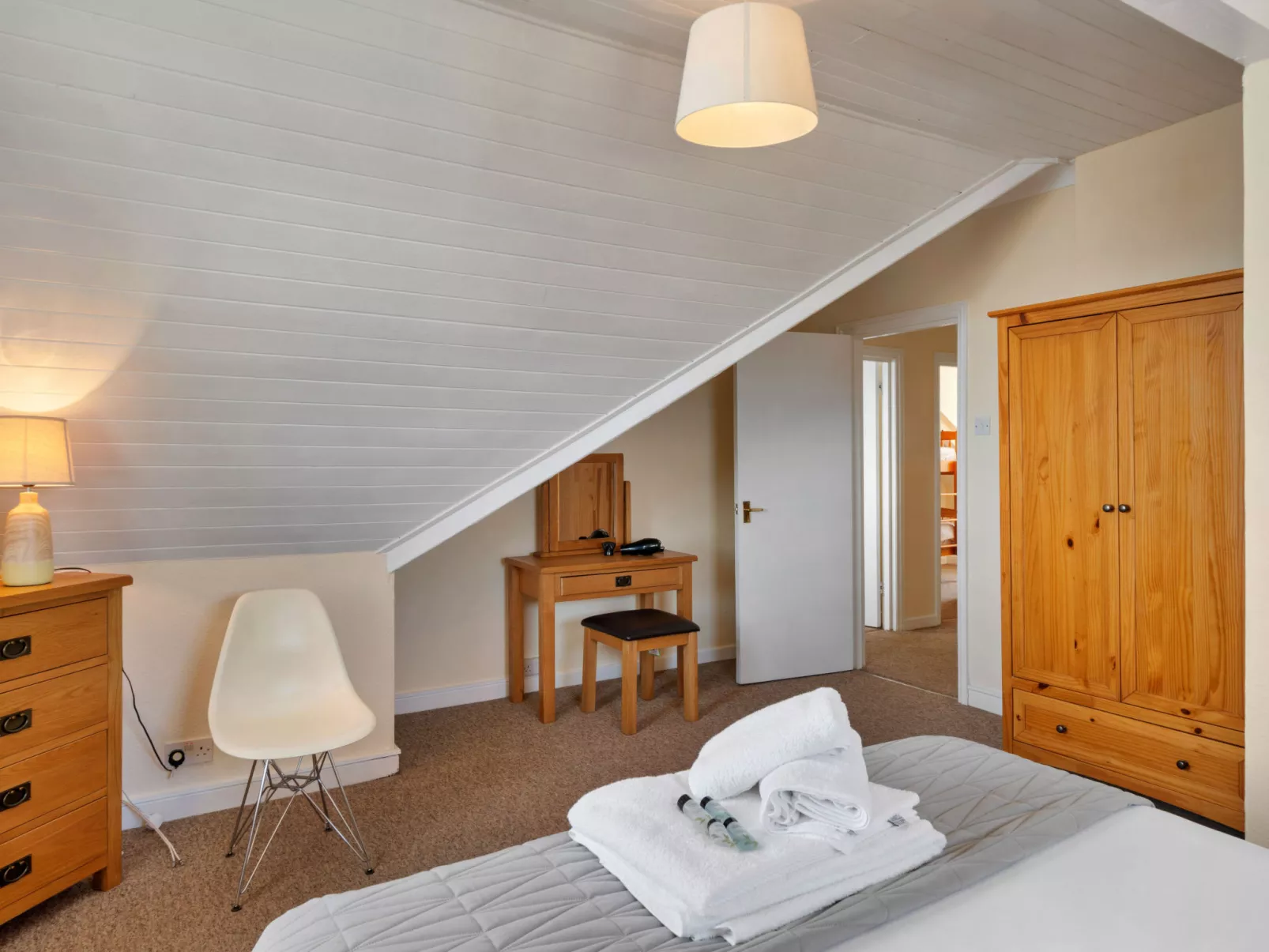 No. 11 Porthminster-Drinnen