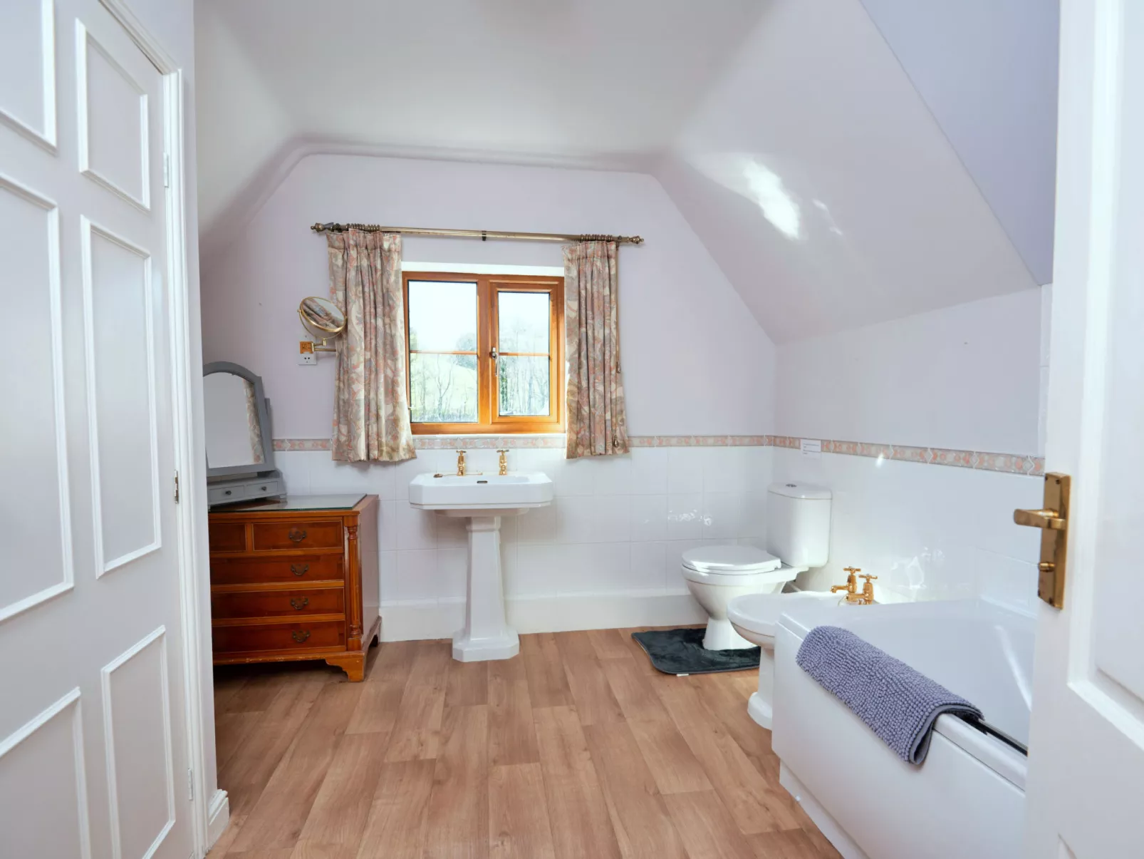 Cwmfron House-Dedans