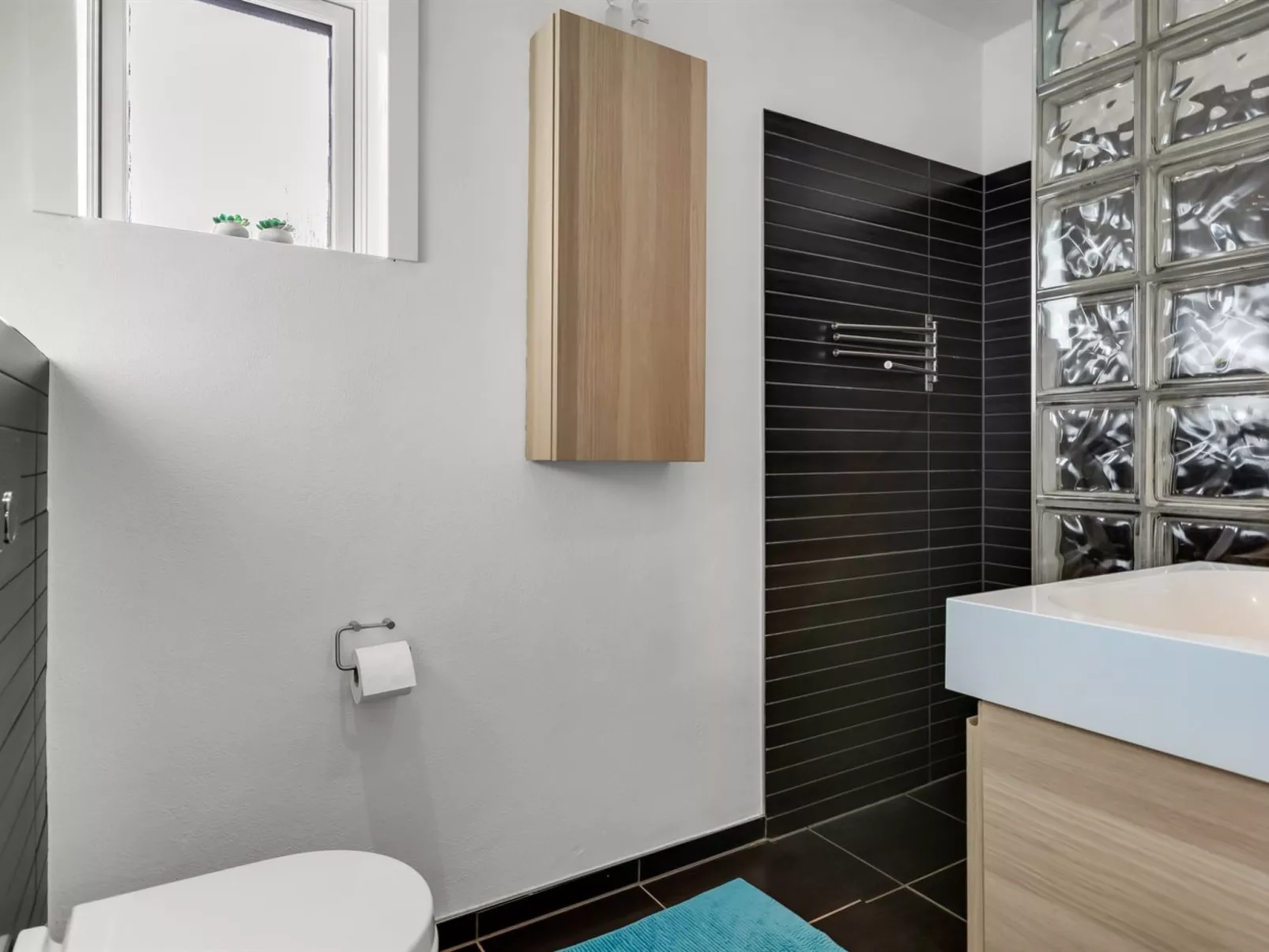 "Wraghi" - 21km from the sea-Drinnen