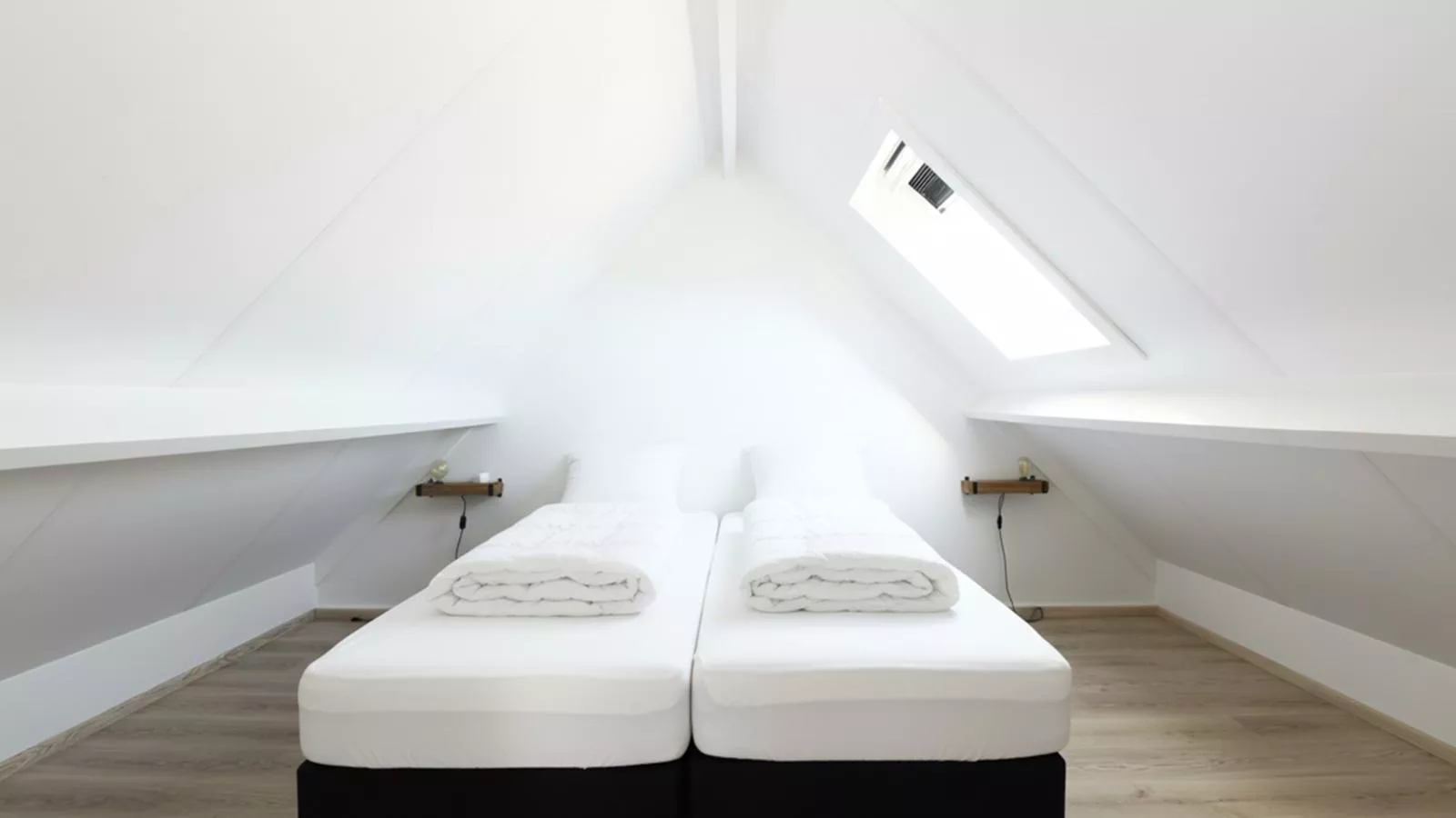 Westhinder I H1-Bedroom