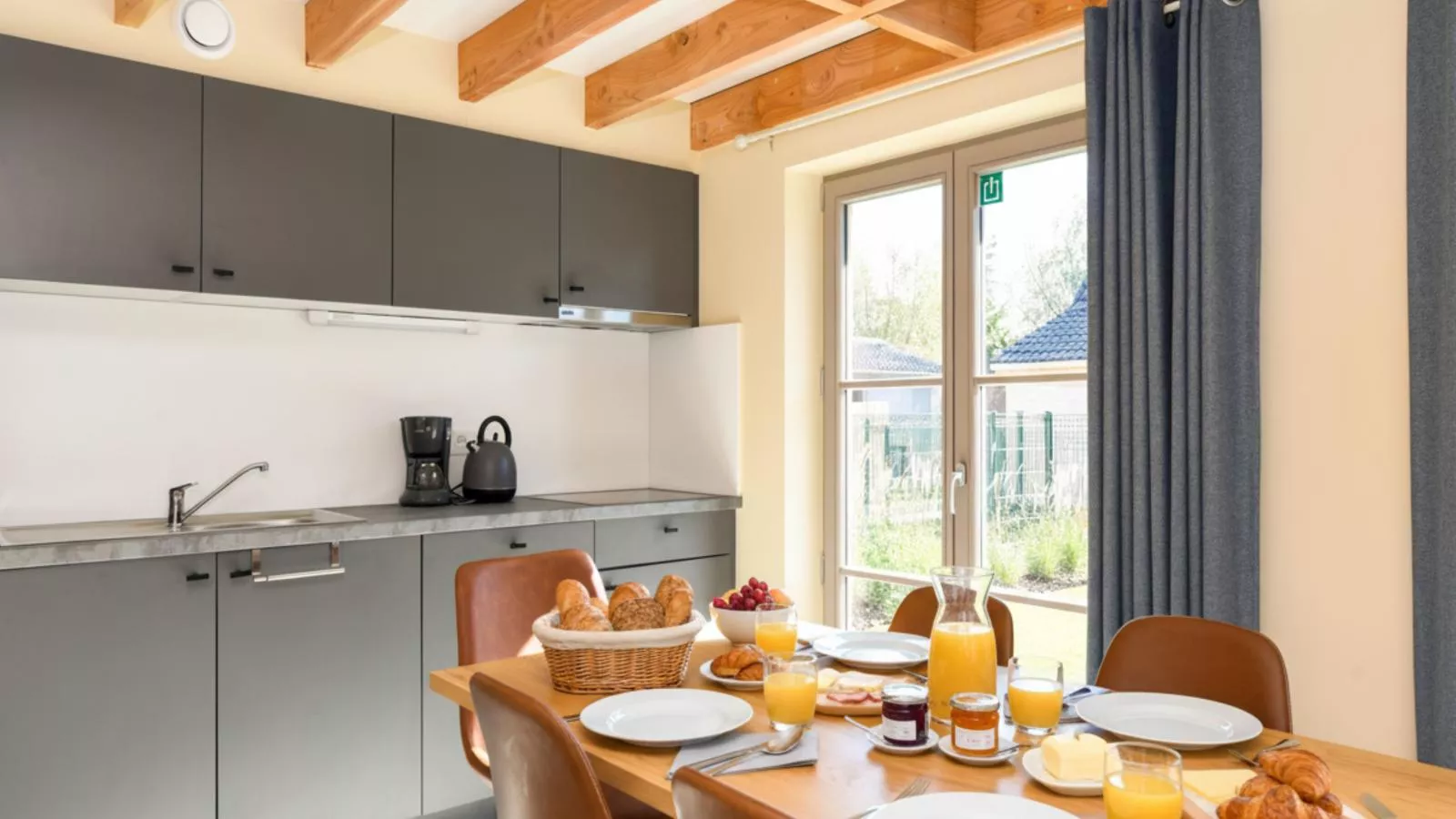 Westhinder II H54-Esszimmer