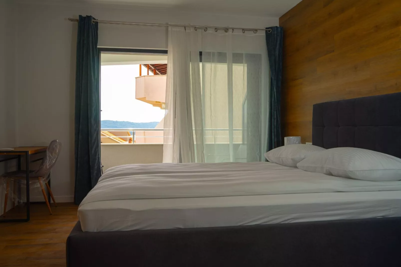 One-Bedroom Apartment (A4)-Schlafzimmer