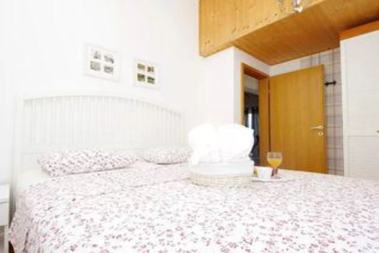 Two-Bedroom Apartment (Lavanda)-Bedroom