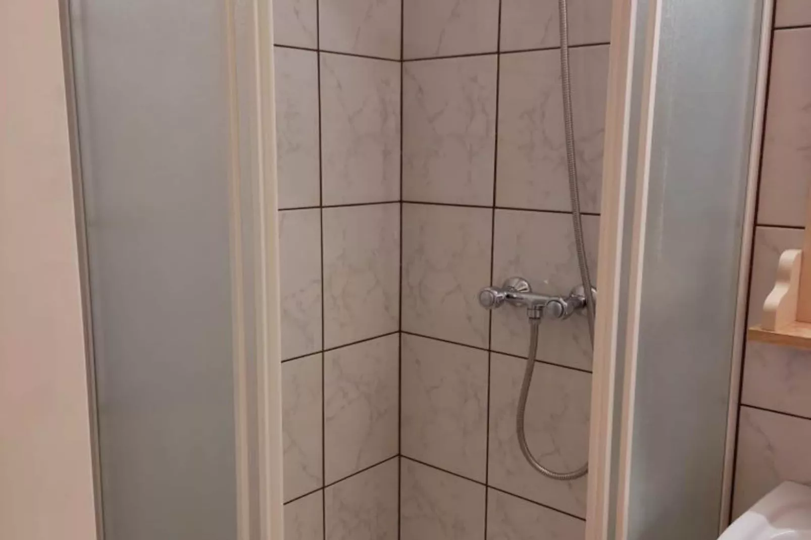 Apartment & Rooms Villa Oliva - Room 2-Badezimmer