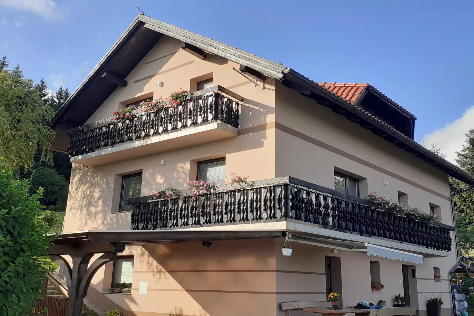 Comfortable Zreče Apartment with Playground and Private Parking, Ideal for Families - One Bedroom Apartment-Outdoor
