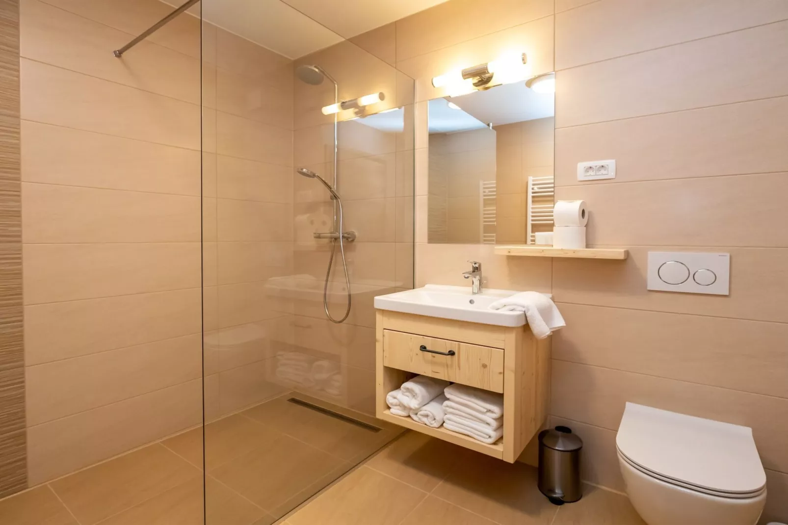 The Woodland Nook Apartments Bohinj - Two Bedroom Apartment with Balcony (owner A)-Bathroom