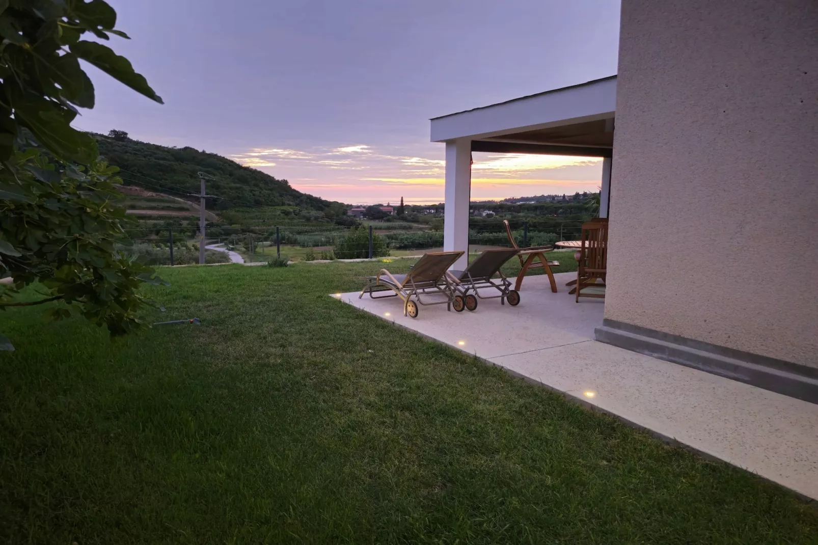 Portoroz Apartment with Sea View and Hot-Tub - One Bedroom Apartment with Sea View and Terrace