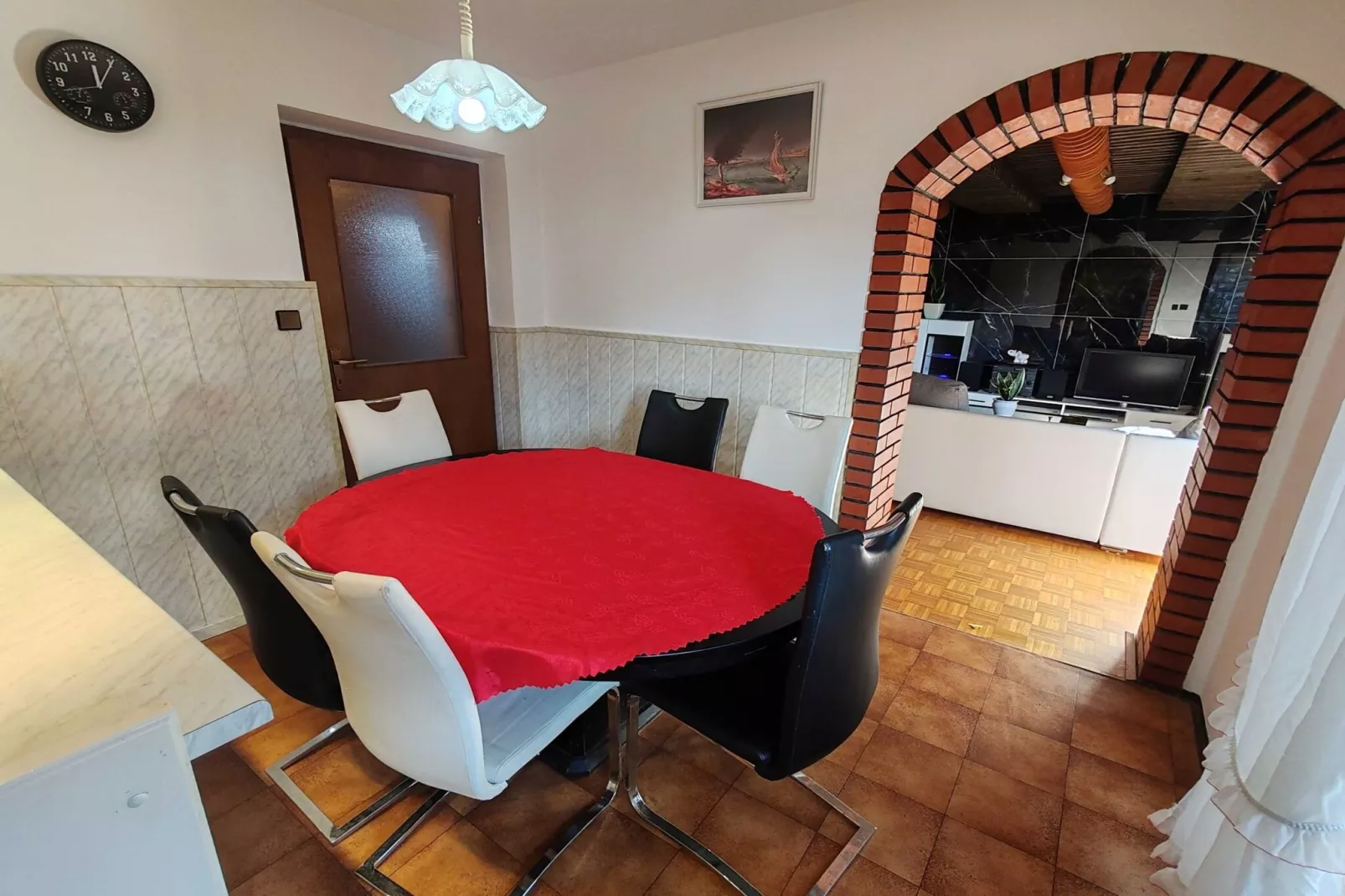 Brezovica Spacious Family-Friendy Apartment - Two Bedroom Apartment with Balcony-Kitchen