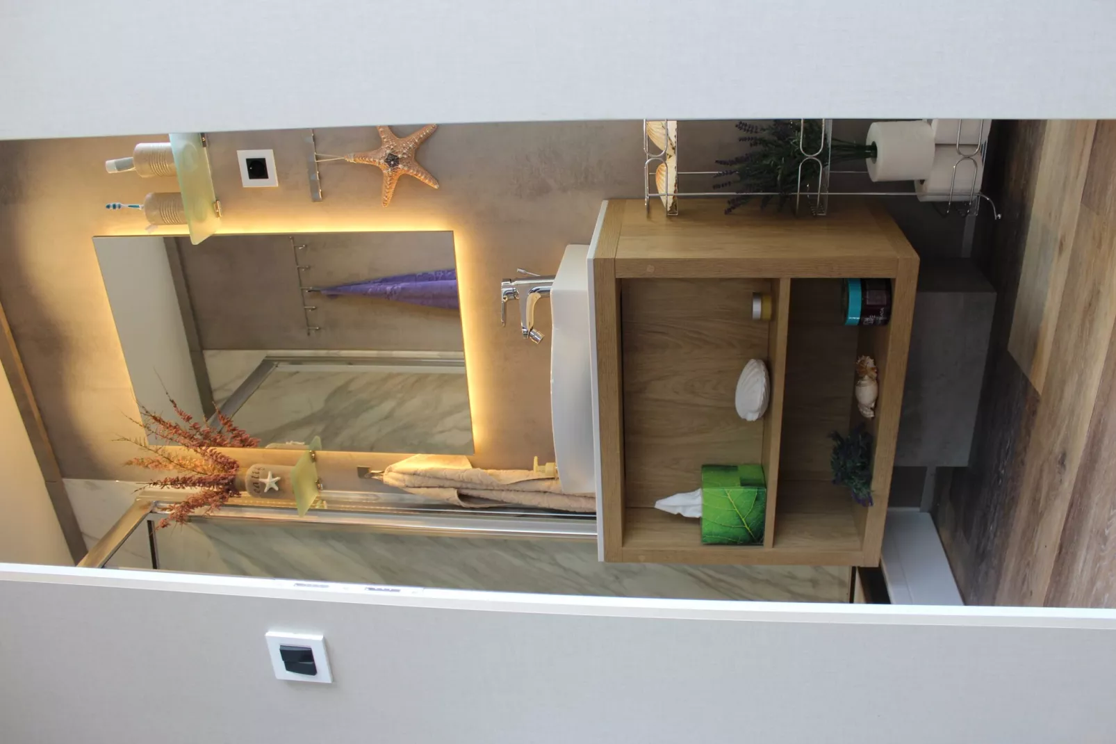 The Seaborn Residence - Two Bedroom Floating House-Bathroom