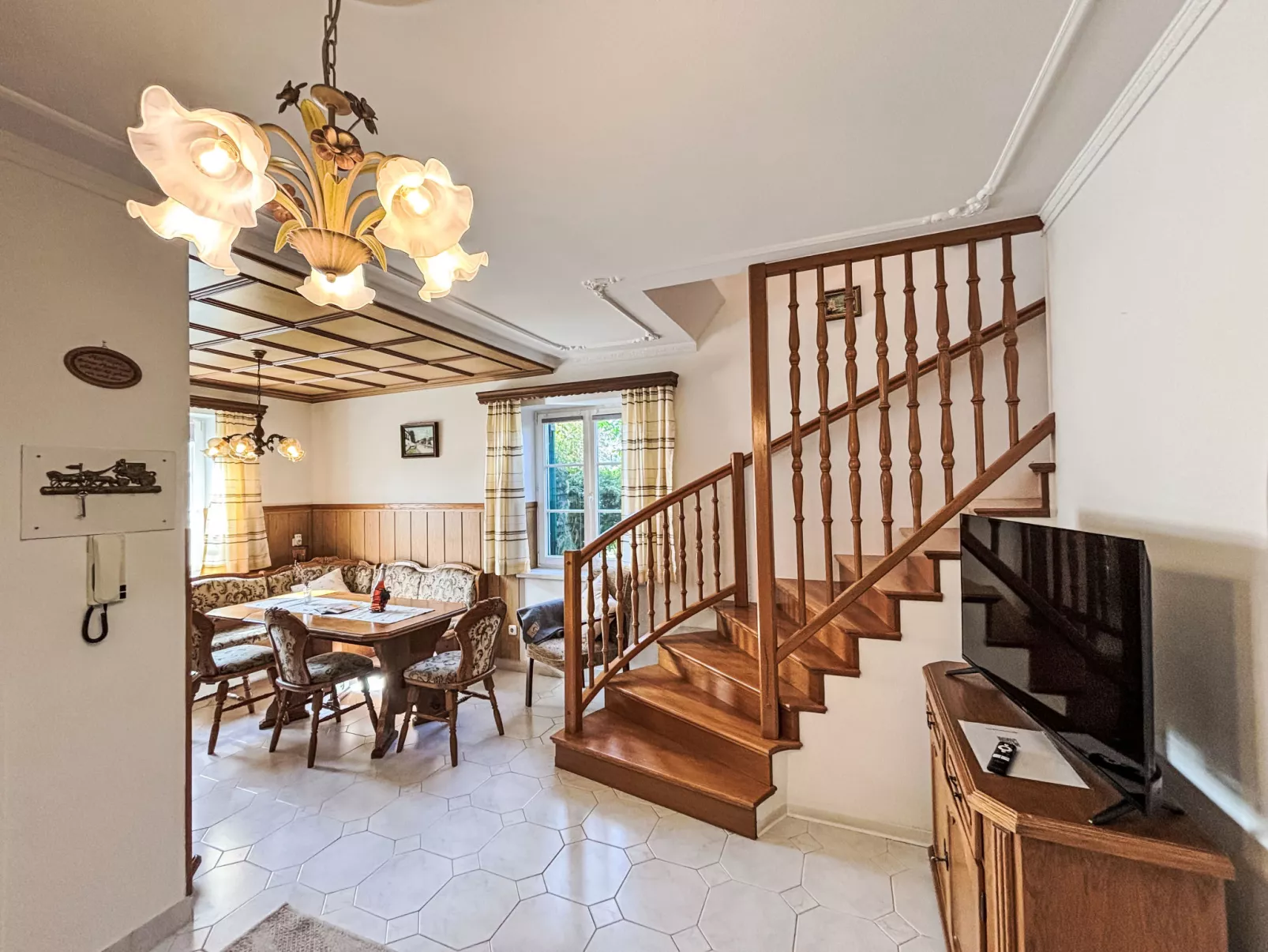 Großmutters Ferienhaus-Drinnen