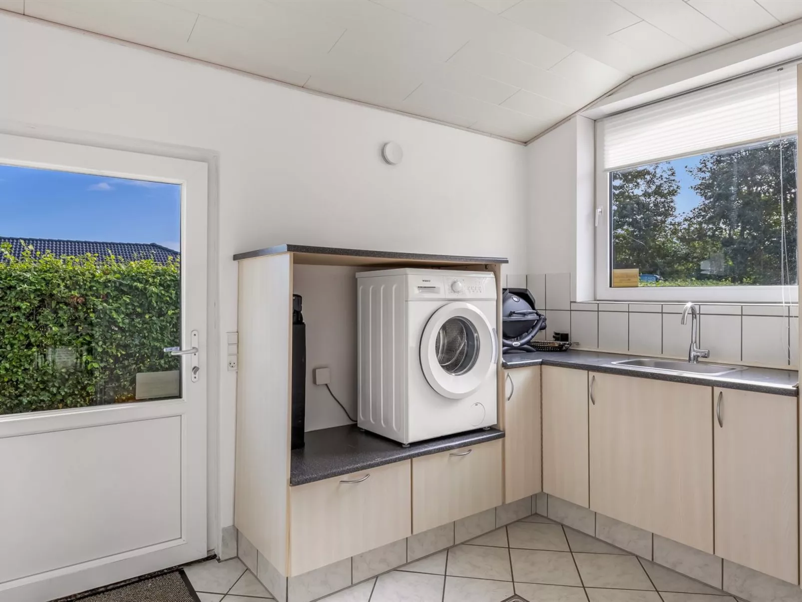 "Ritha" - 30km from the sea-Drinnen