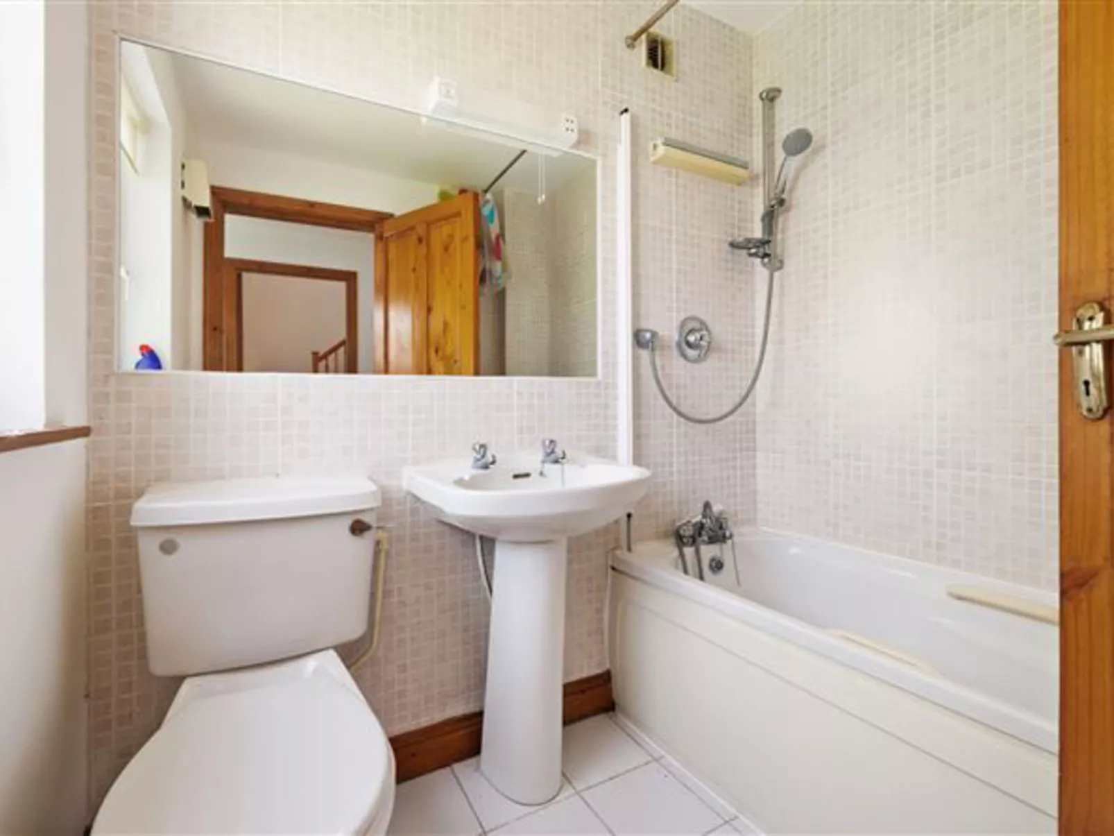 Brittas Bay Holiday Village No 7-Drinnen