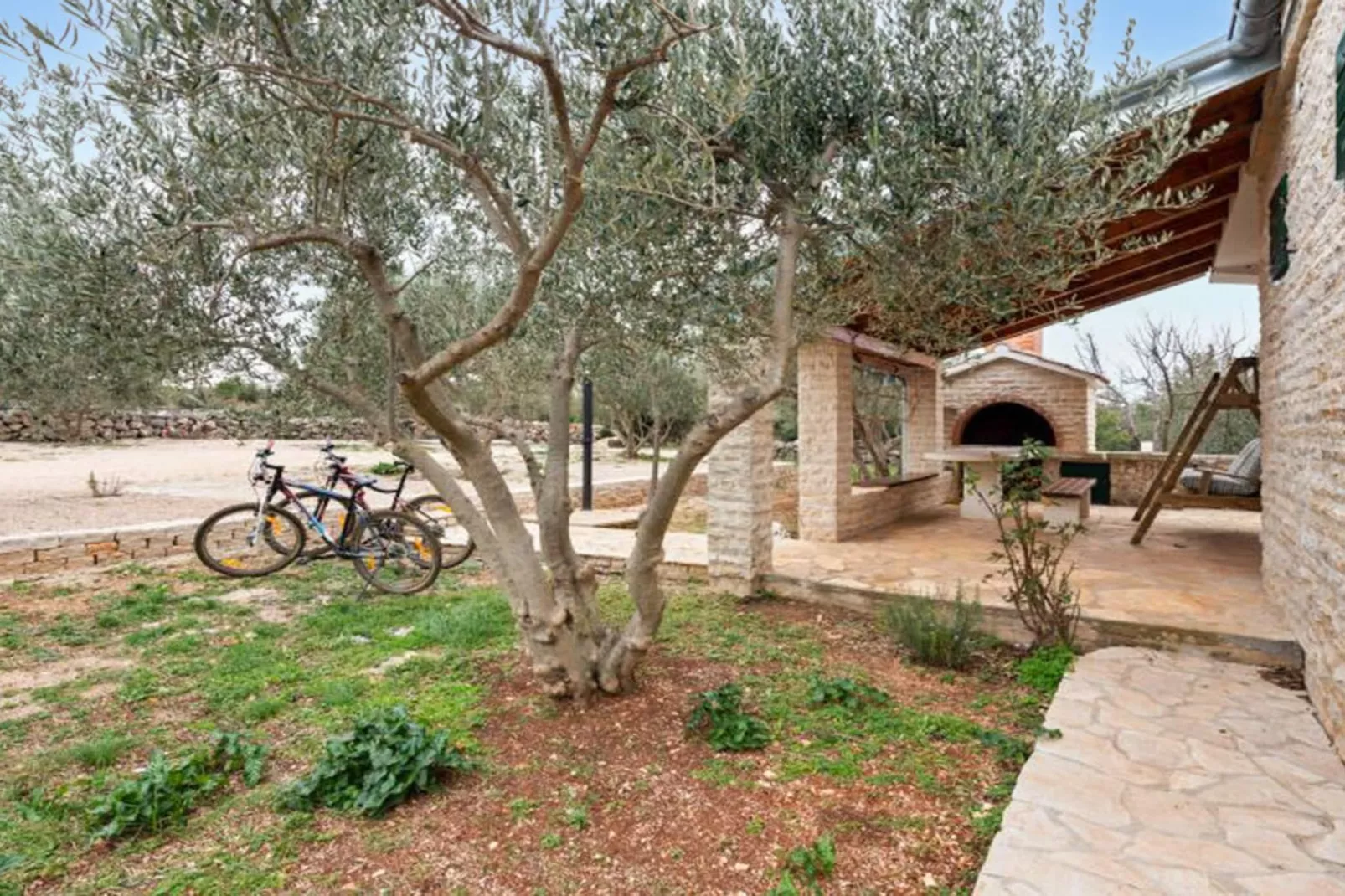 Holiday Home Pigmy Cormoran - One Bedroom House with Terrace  and Pool