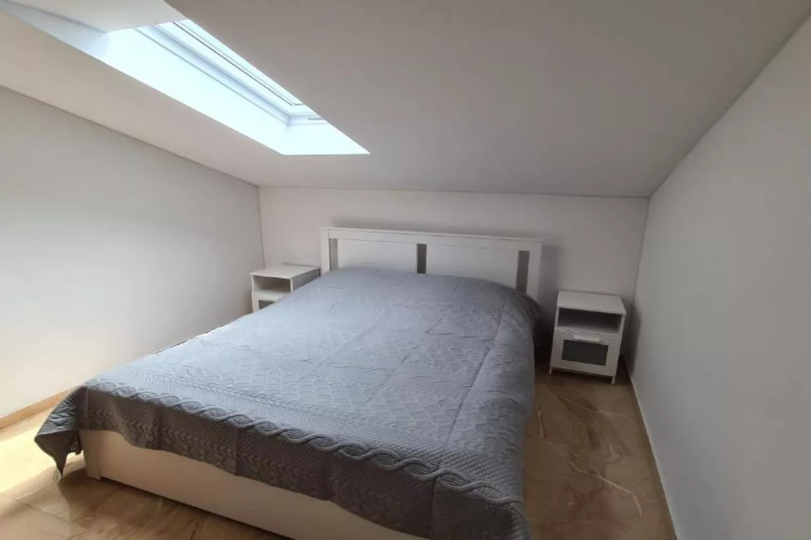 Apartment with One Bathroom-Bedroom