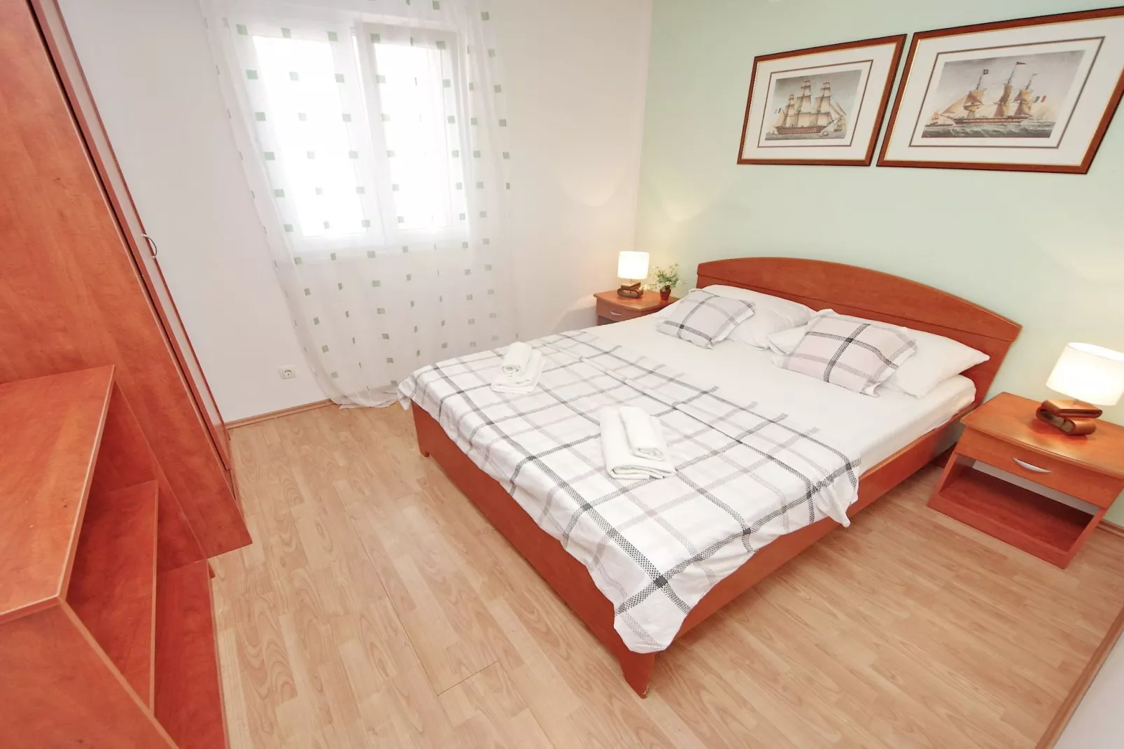 Seafront Apartments Deveron - Two Bedroom Apartment with Balcony and Sea View (Hvar)-Bedroom