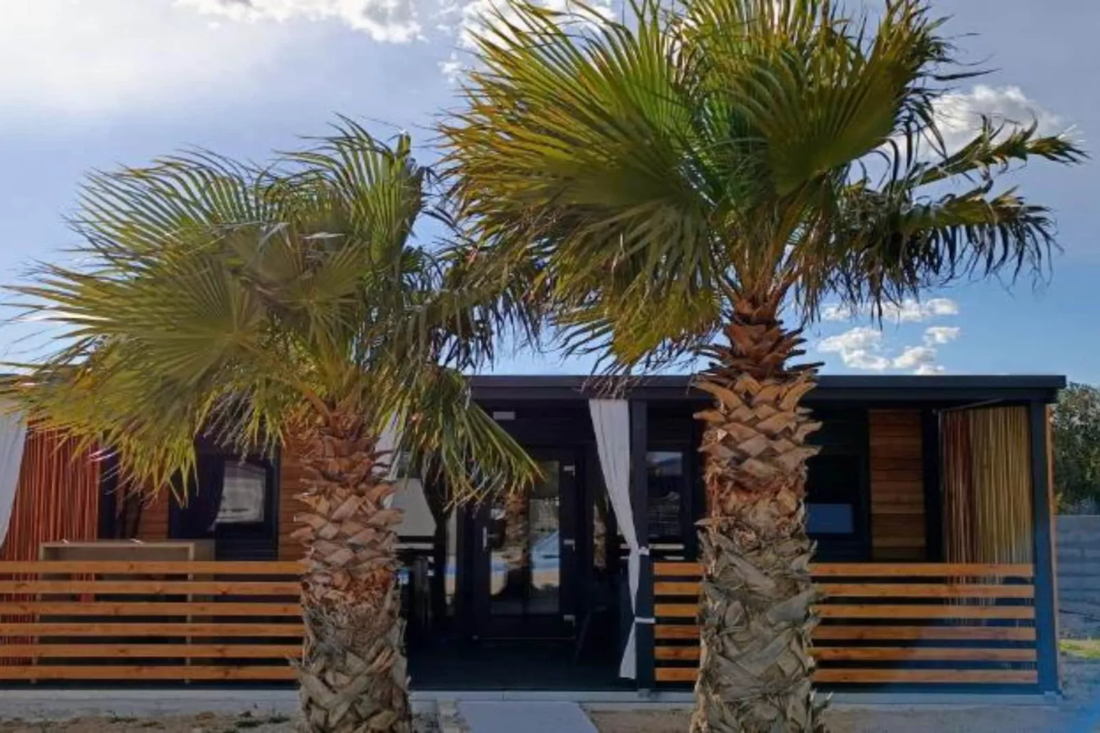 SAK Mobile Homes - Two Bedroom Mobile Home with Terrace (Br1)