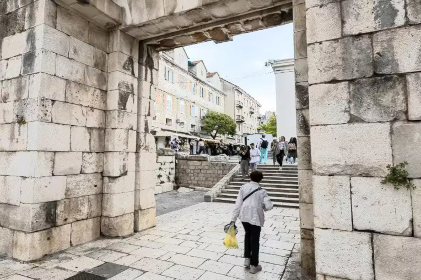 Silver Gate Rooms-Diocletian's Palace - Quardruple Room-Outdoor