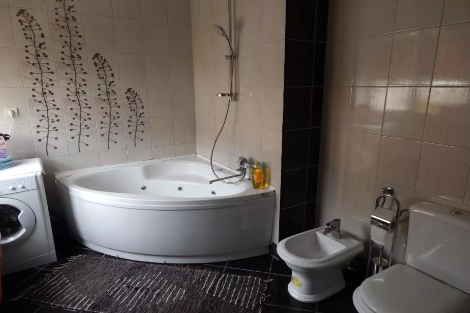 Stunning Beachfront Stay in Herceg Novi - Deluxe One Bedroom Apartment C-Salle de bain