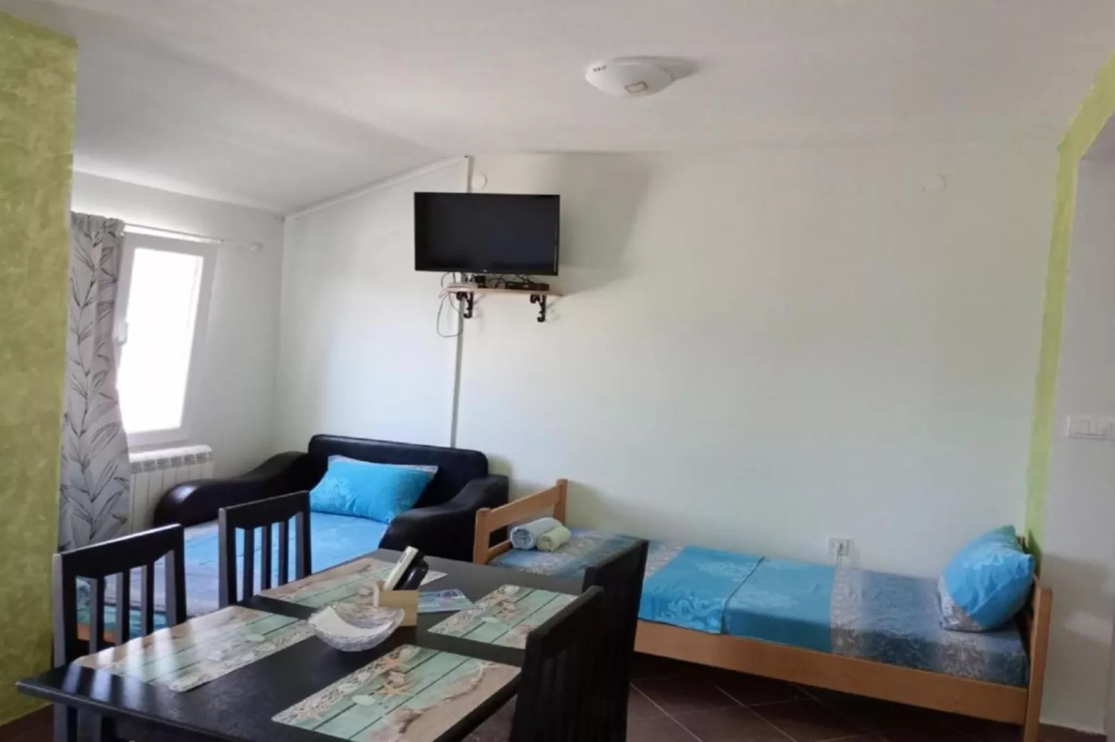 Tivat Relax with Stunning Sea & Mountain Views - Standard Studio Apartment 1-Schlafzimmer