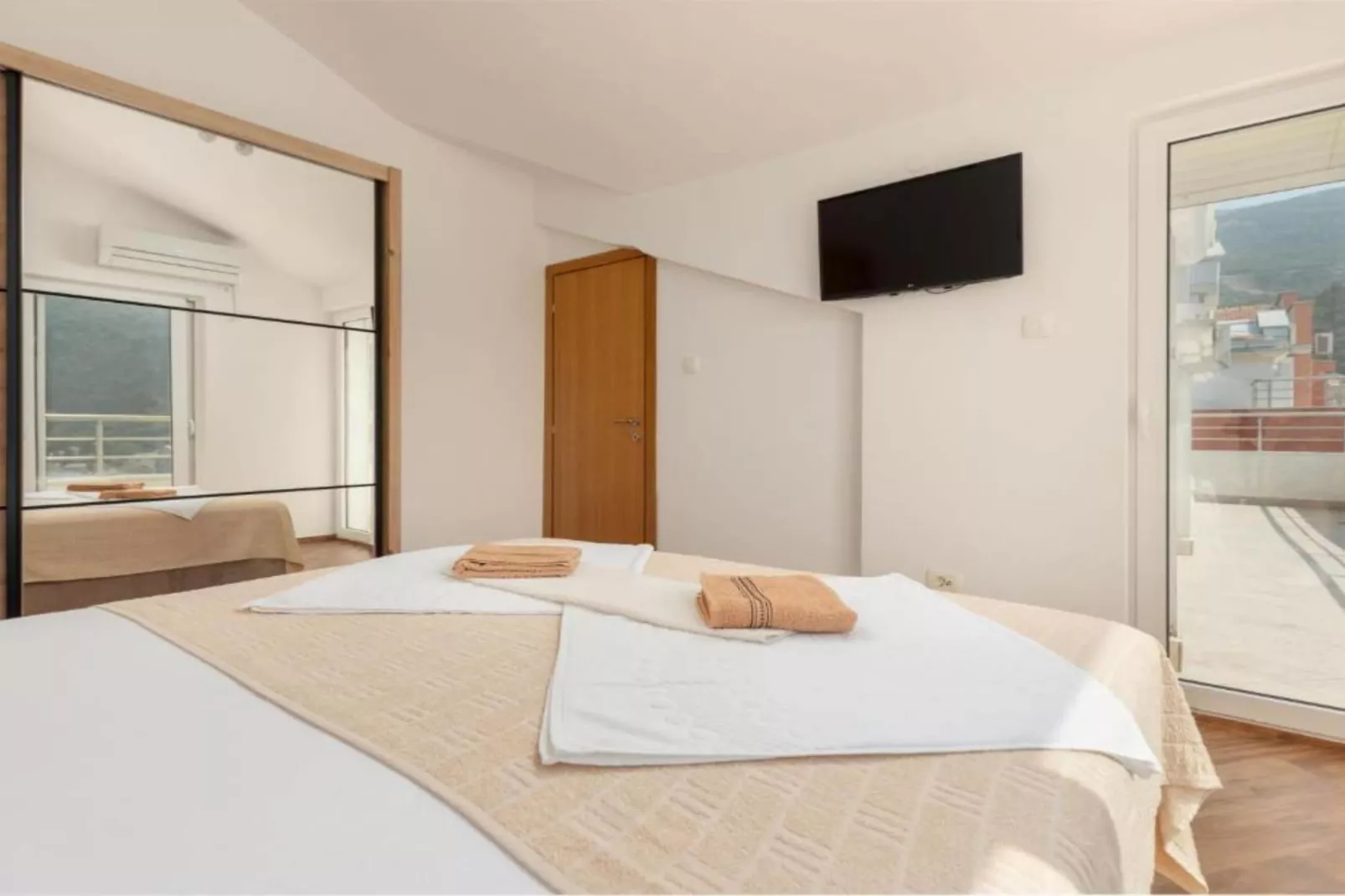 Stylish Budva Apartment with Panoramic Views - Two Bedroom Apartment-Bedroom