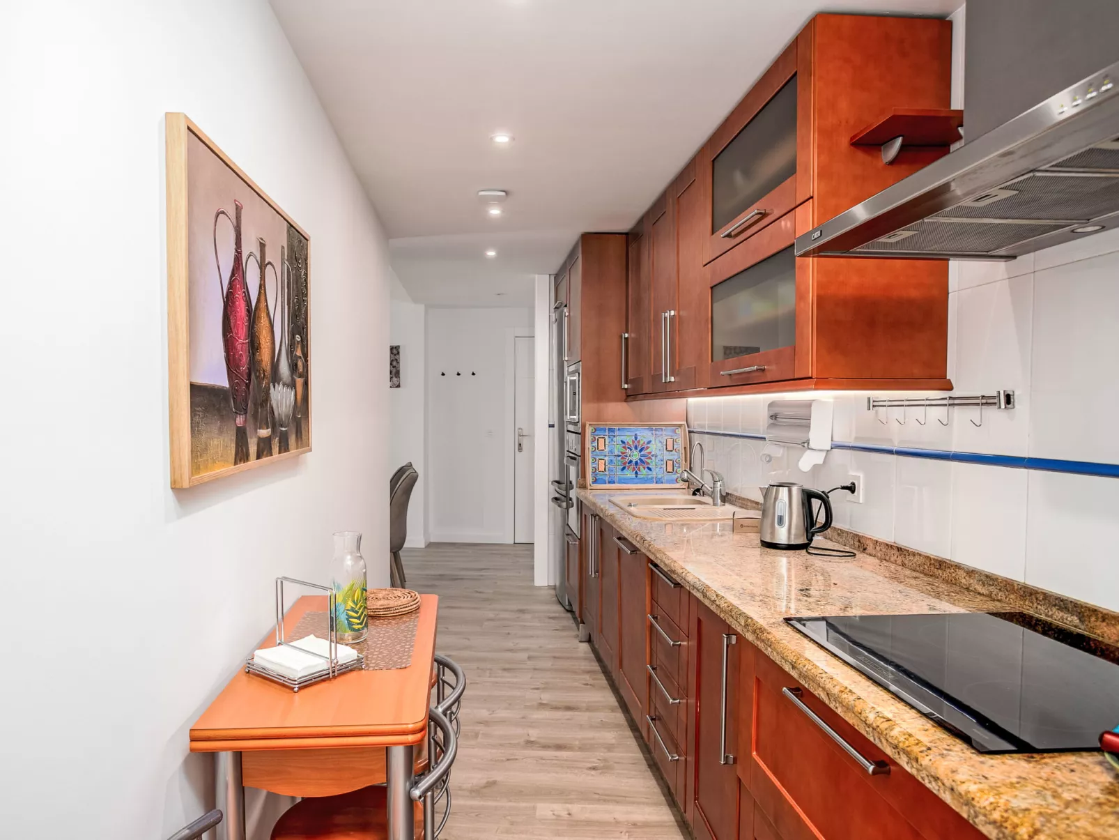 Urban Nest Estepona-Drinnen