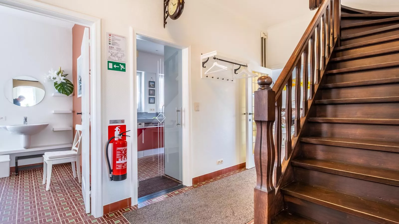 Porpoises-Hall & reception