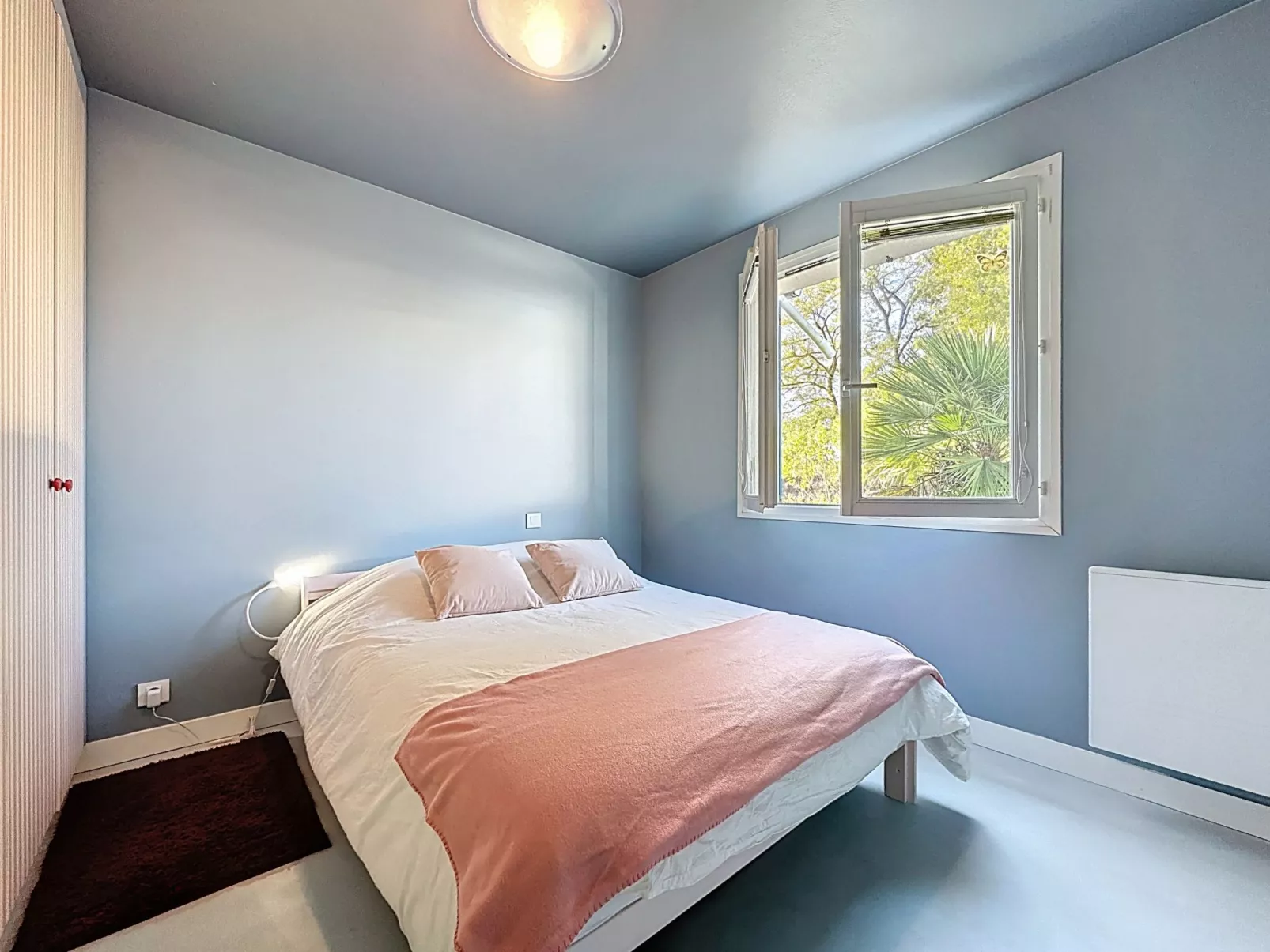 Ma Petite Mer-Dedans