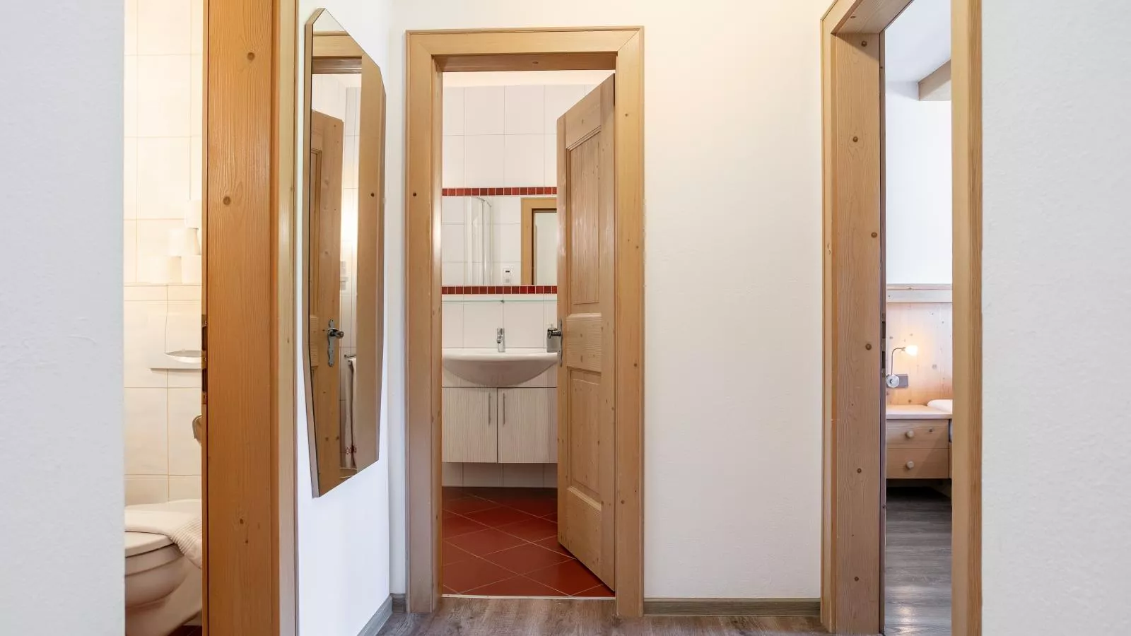 Landhaus Marchfeld Top 1  Top 2-Landing