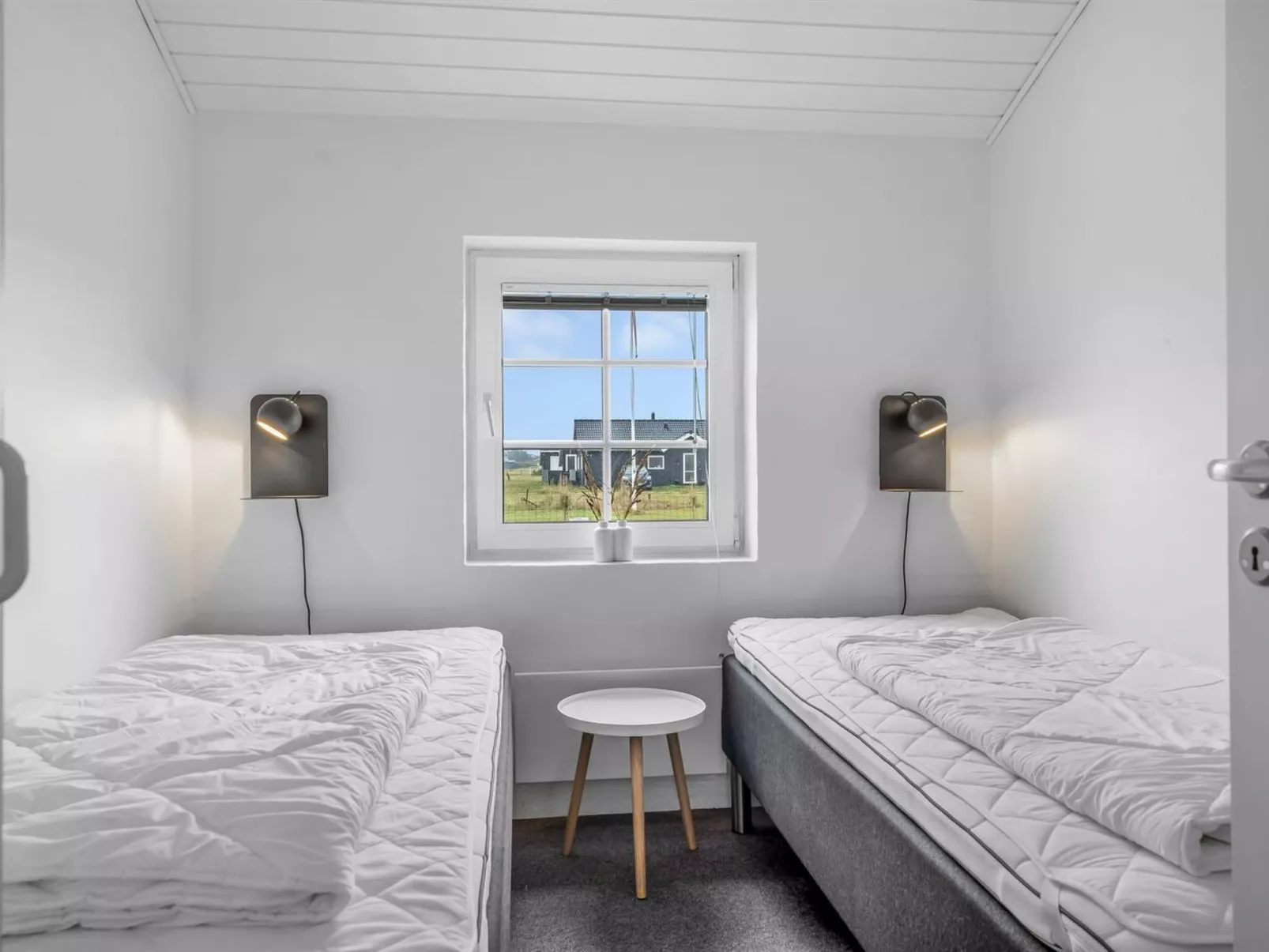 "Amber" - 300m from the sea-Inside