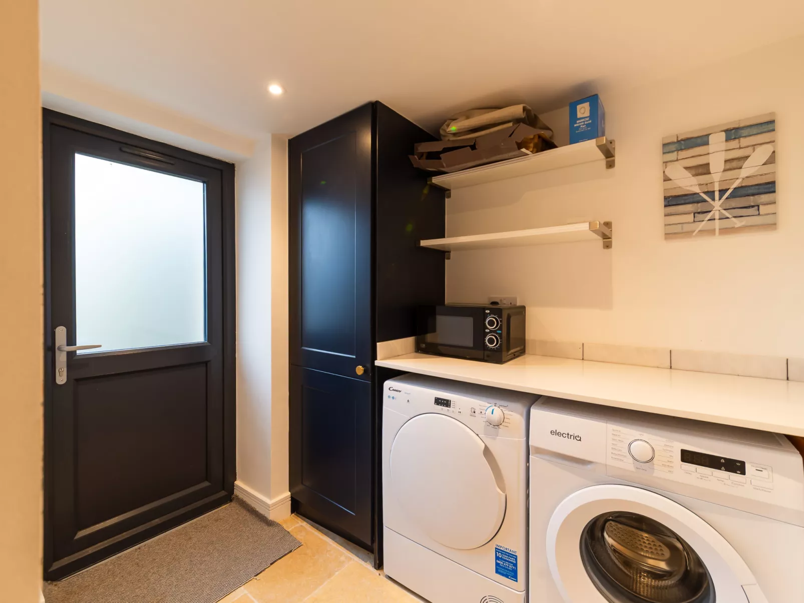 Shanty Cottage-Dedans