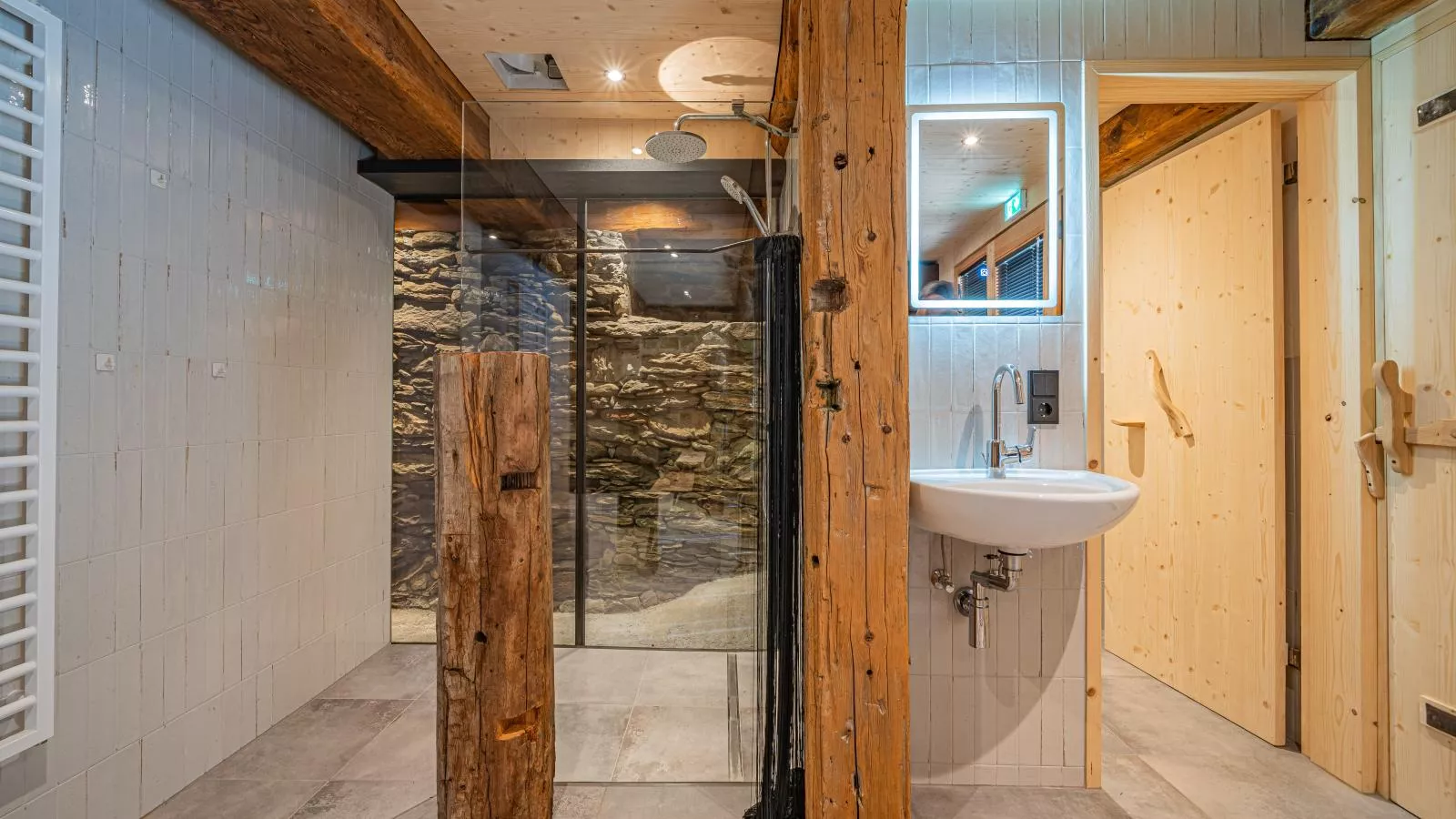 Raneburg 4 Stallhaus-Wellnessbereich