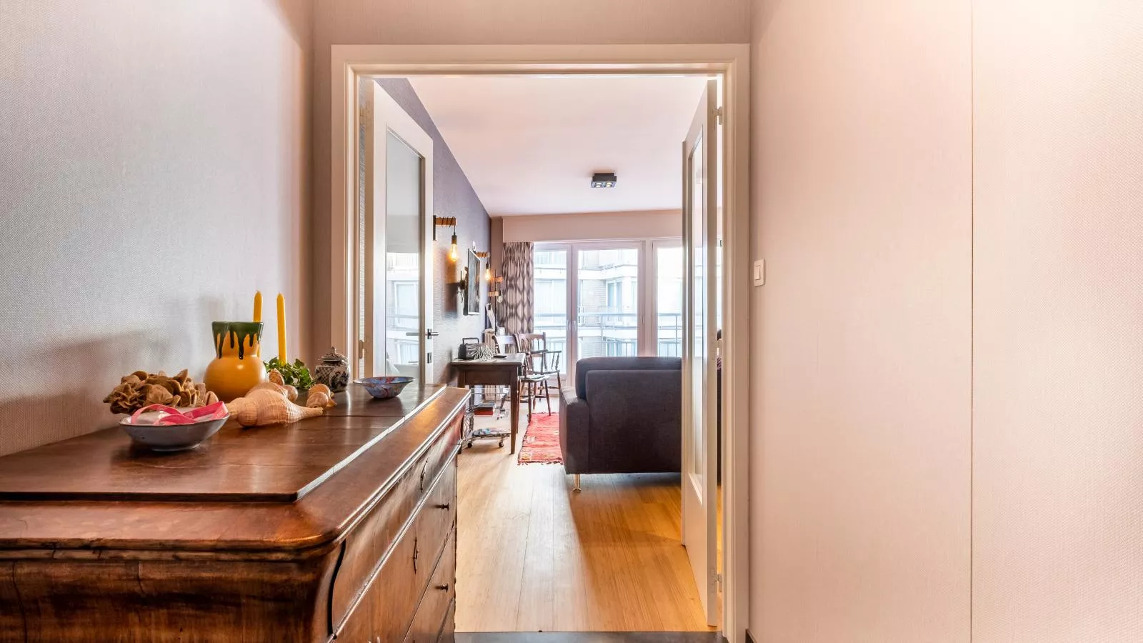 Neva troisième-Landing