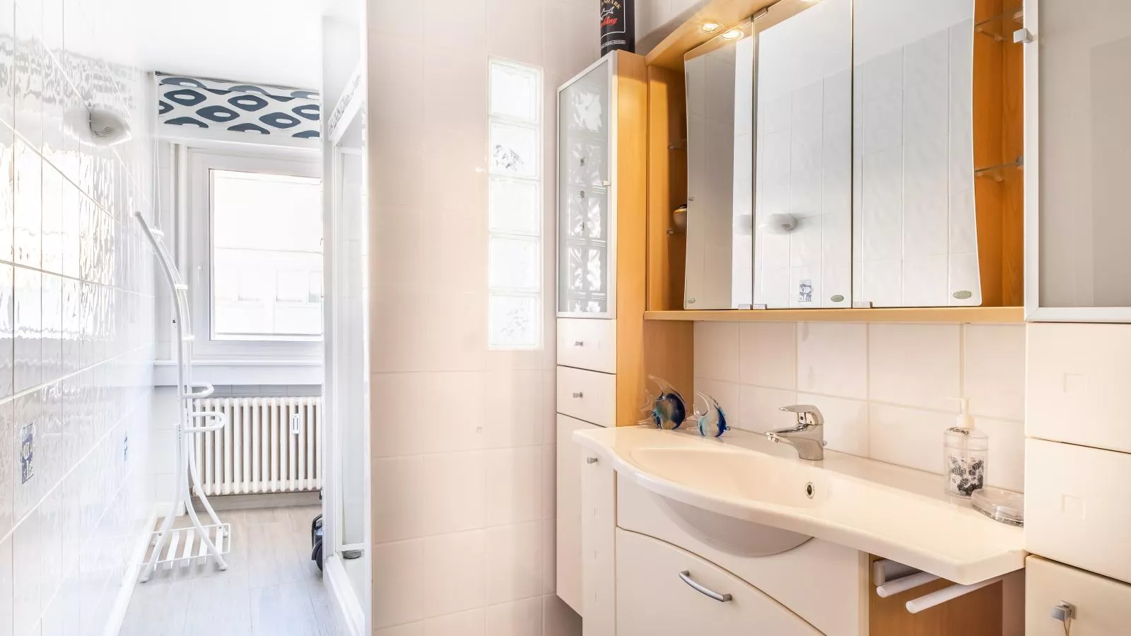 Neva cinq-Badezimmer