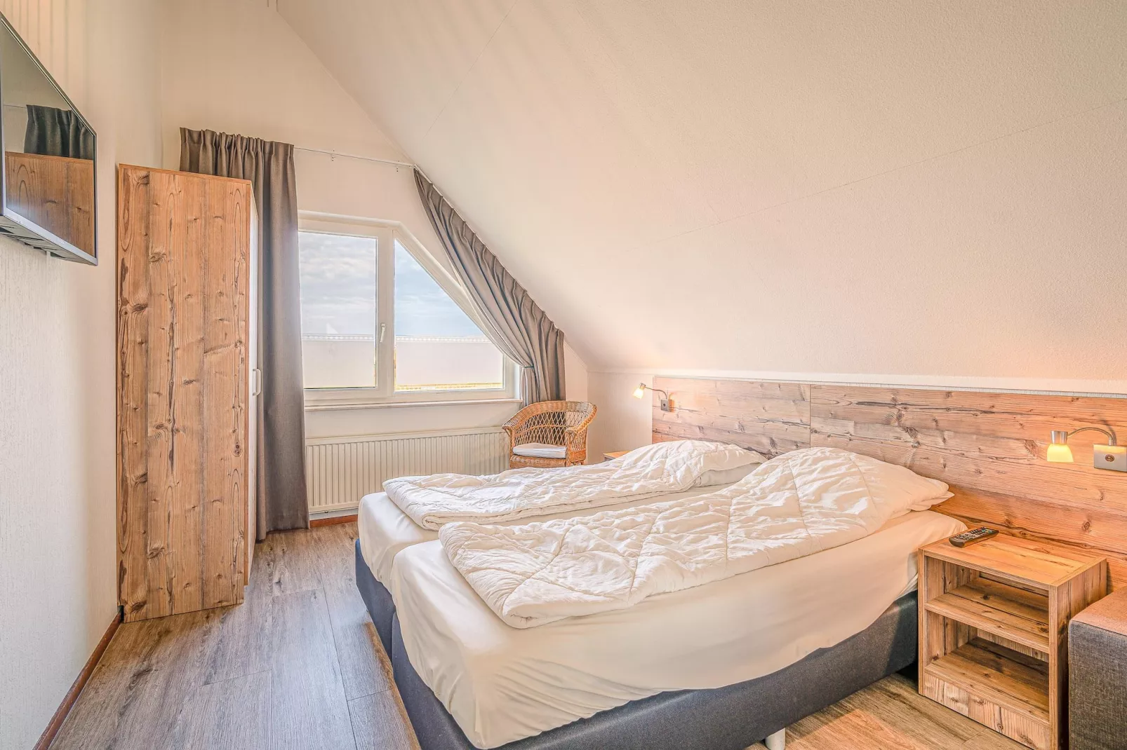 Kamperfoelie 71-Bedroom