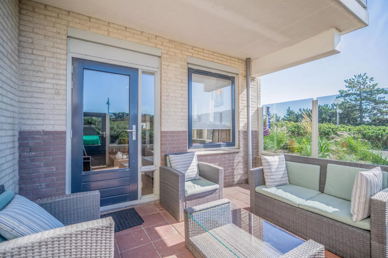 Juliana 034-Terrace balcony