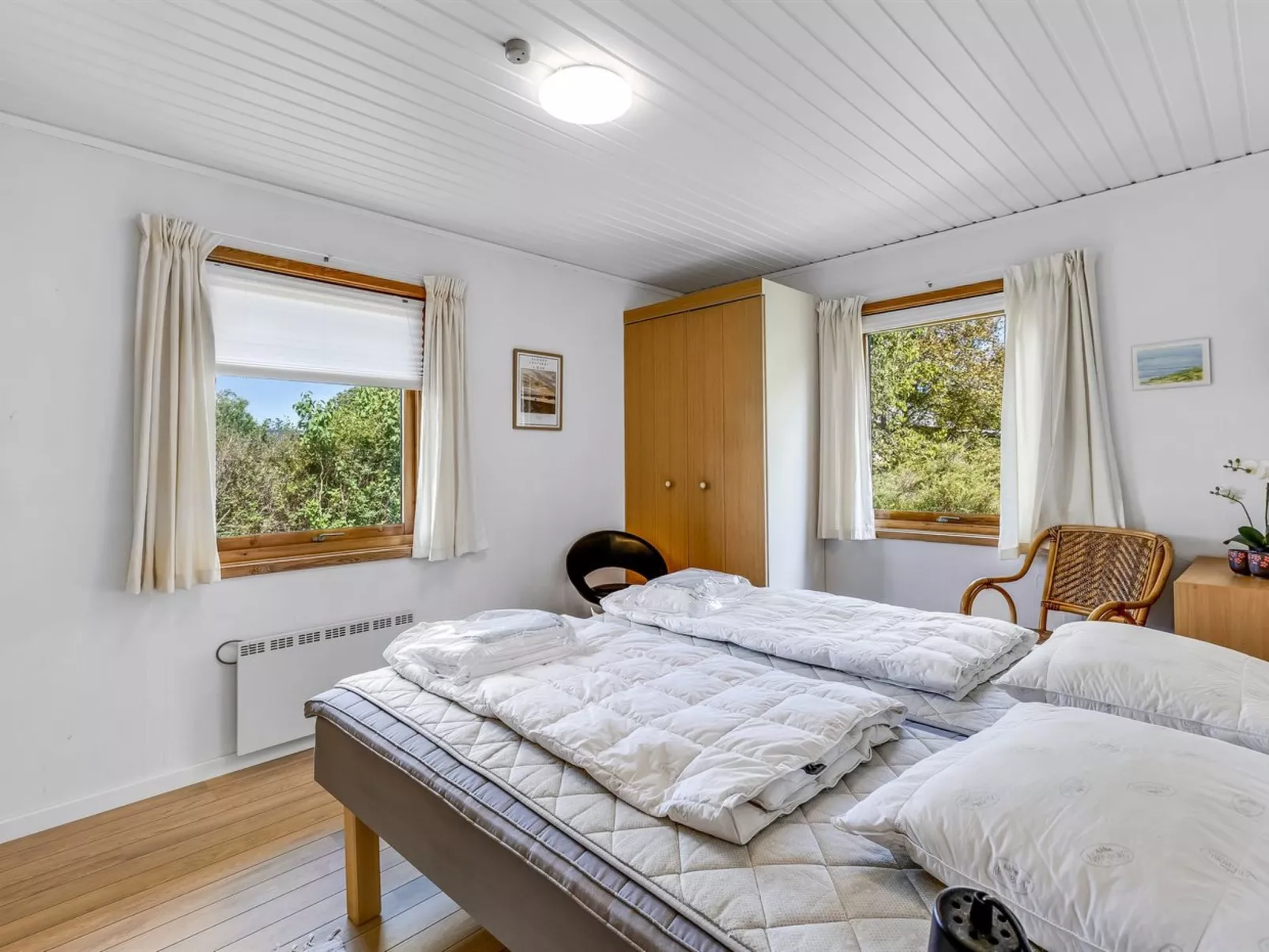 "Naema" - 500m from the sea-Inside