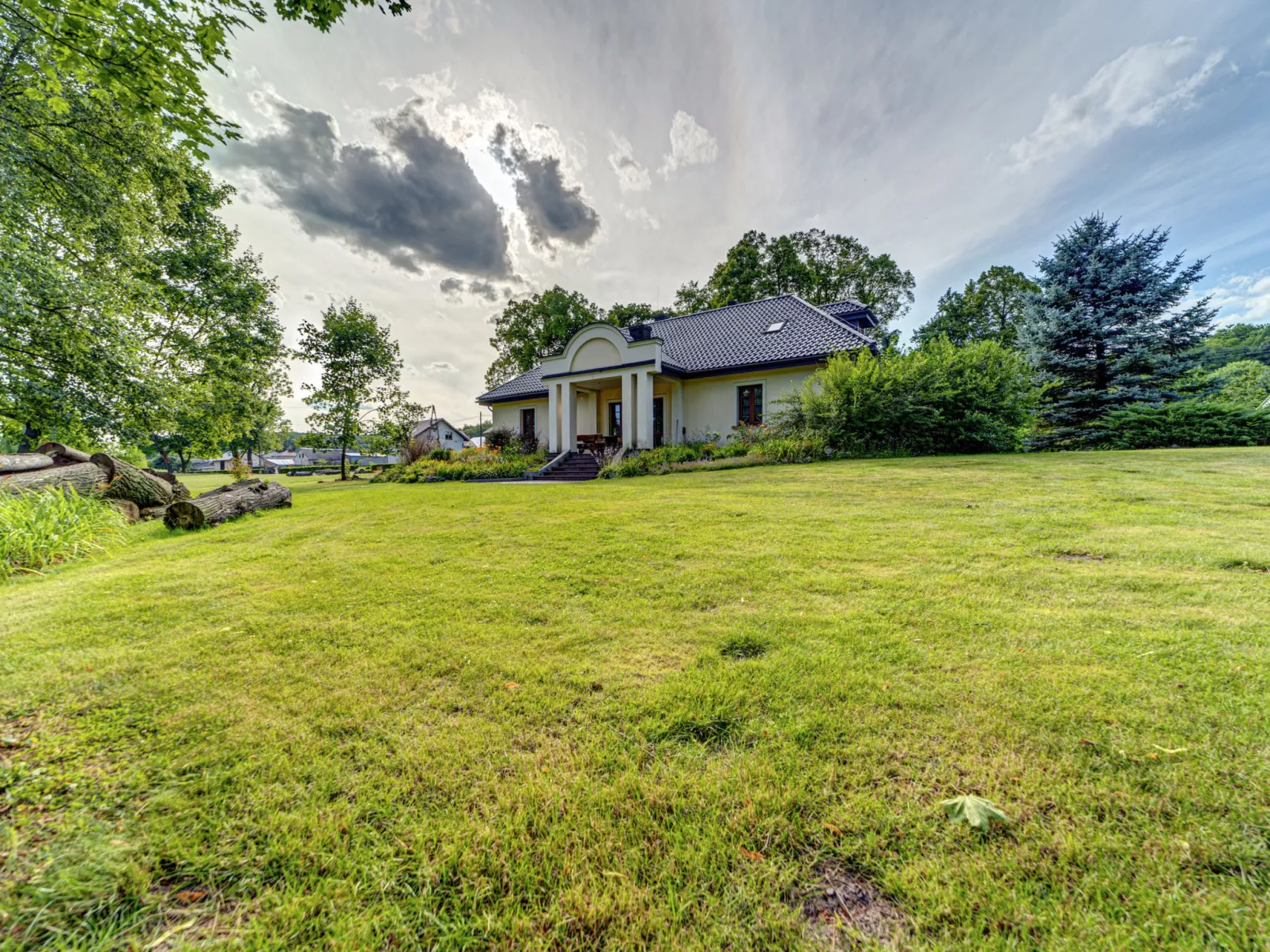 Dwór Bystrzanowice-Dedans