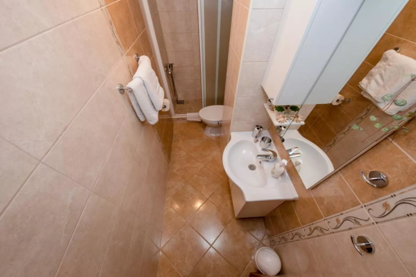 One Bedroom Apartment with Terrace 3-Bathroom