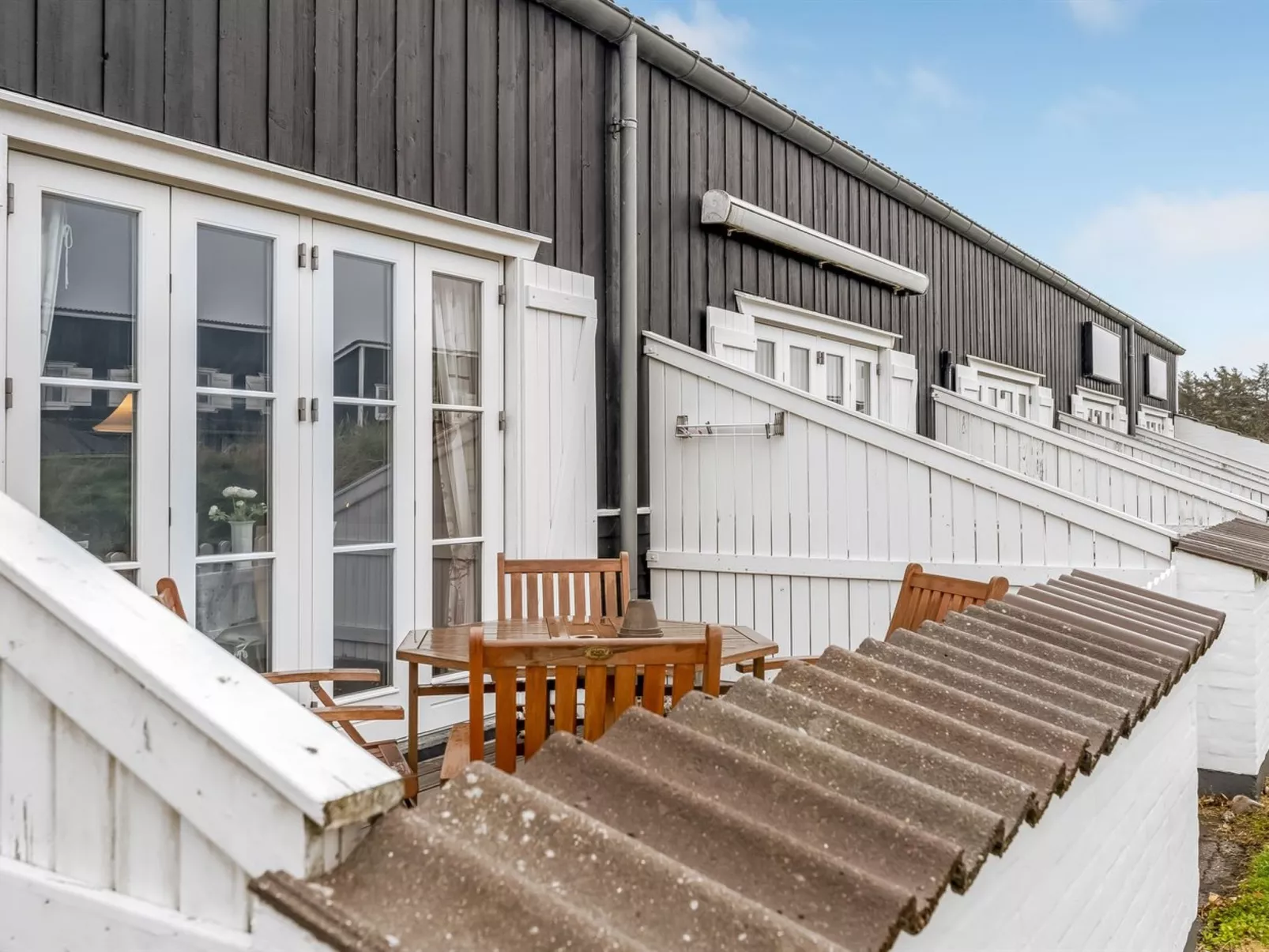 "Benthe" - 100m to the fjord-Outside