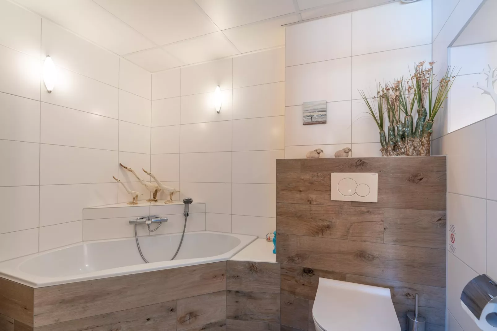 Juliana 114-Bathroom